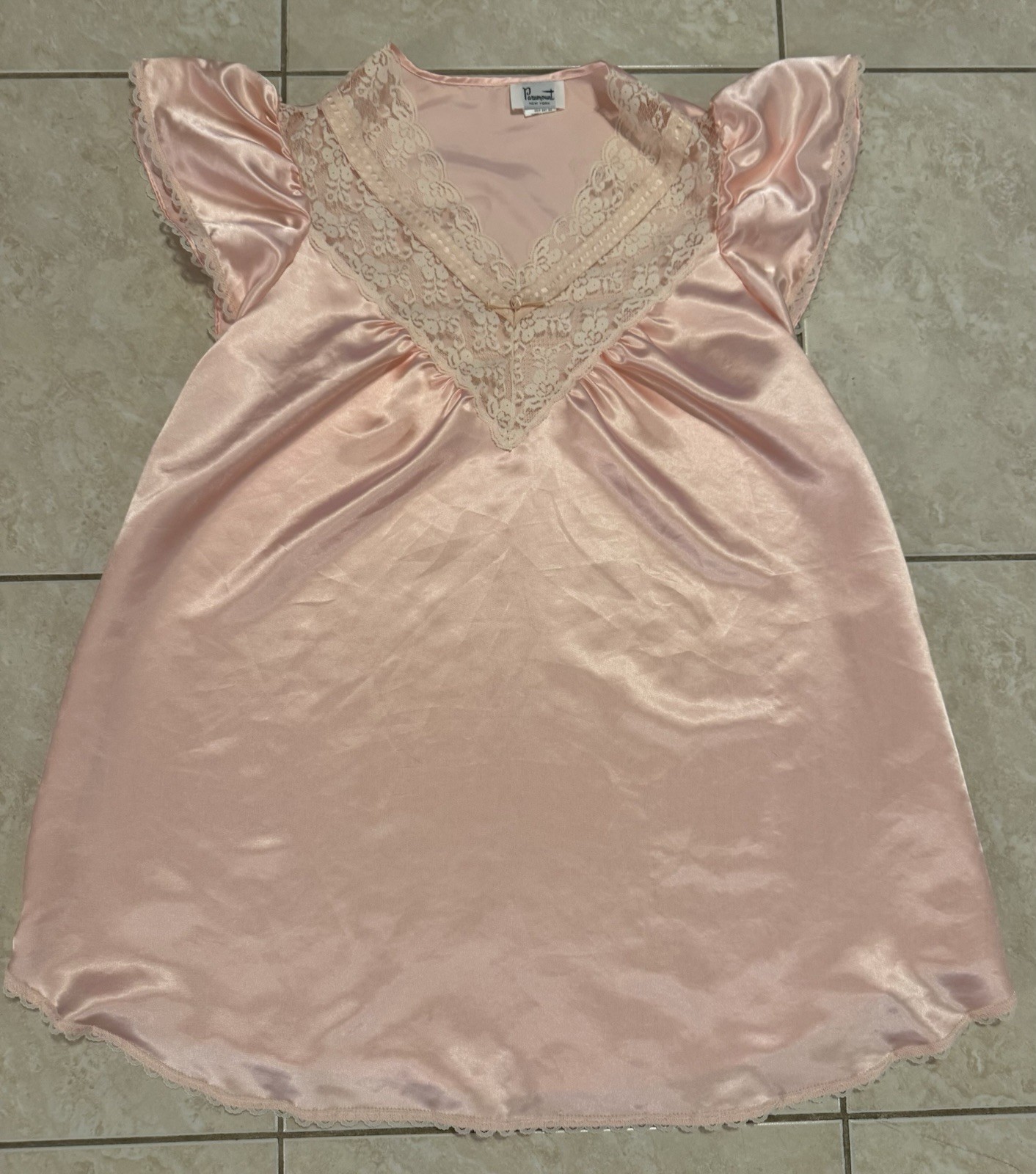 Vintage Paramount Of New York Women’s Nightgown Baby Doll Pink Ruffle Lace L