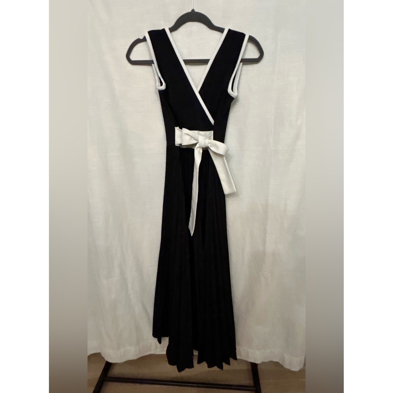 True Vintage Classic Black and White V-Neck Maxi Dress w/ Pleated Bottom and Tie