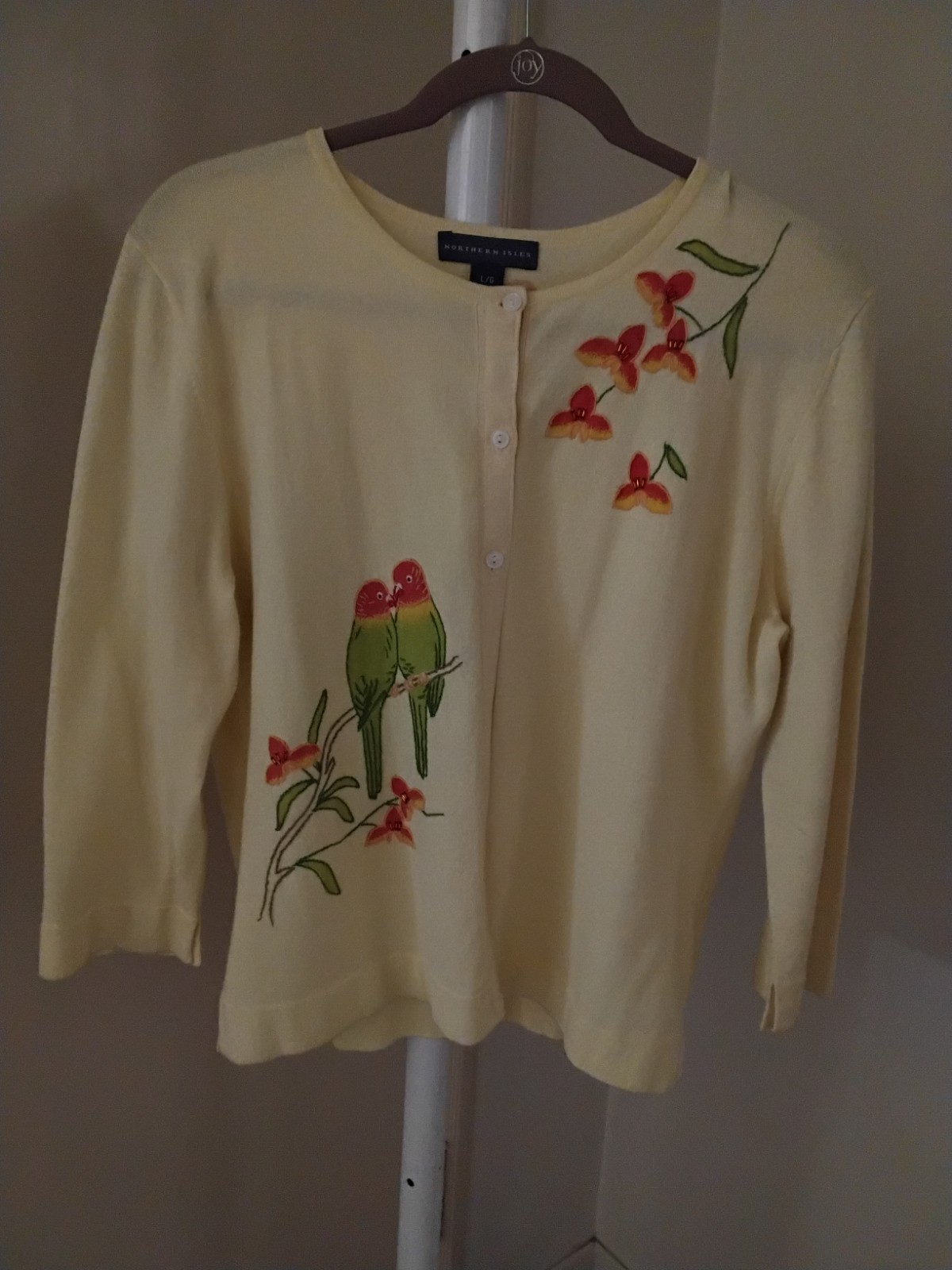 Vintage Northern Isles Yellow Cardigan Sweater Embroidered Parrots Florals Large