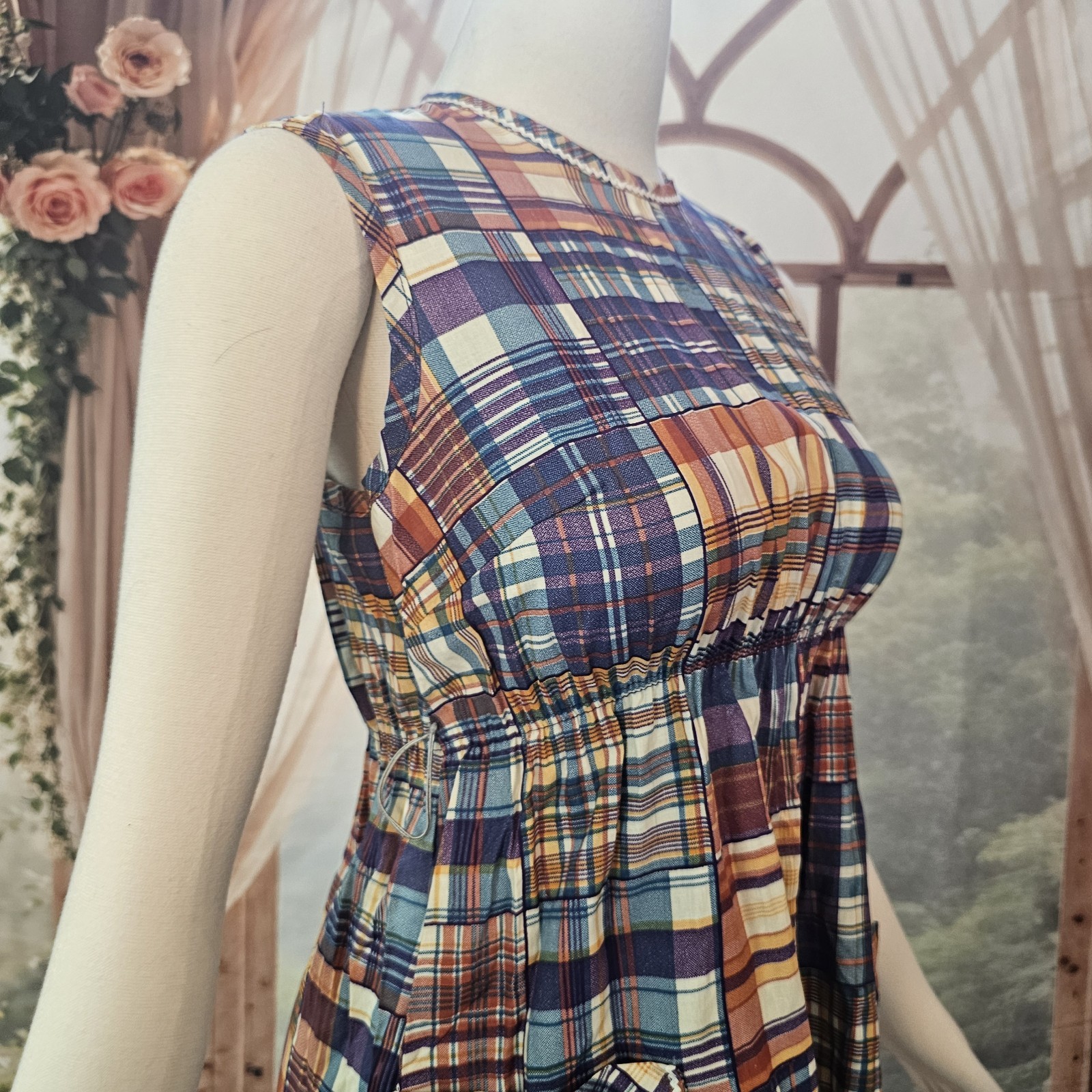 Vintage DEADSTOCK 1960’s Dress Fitted Patchwork Print Scalloped Hemlime NWT