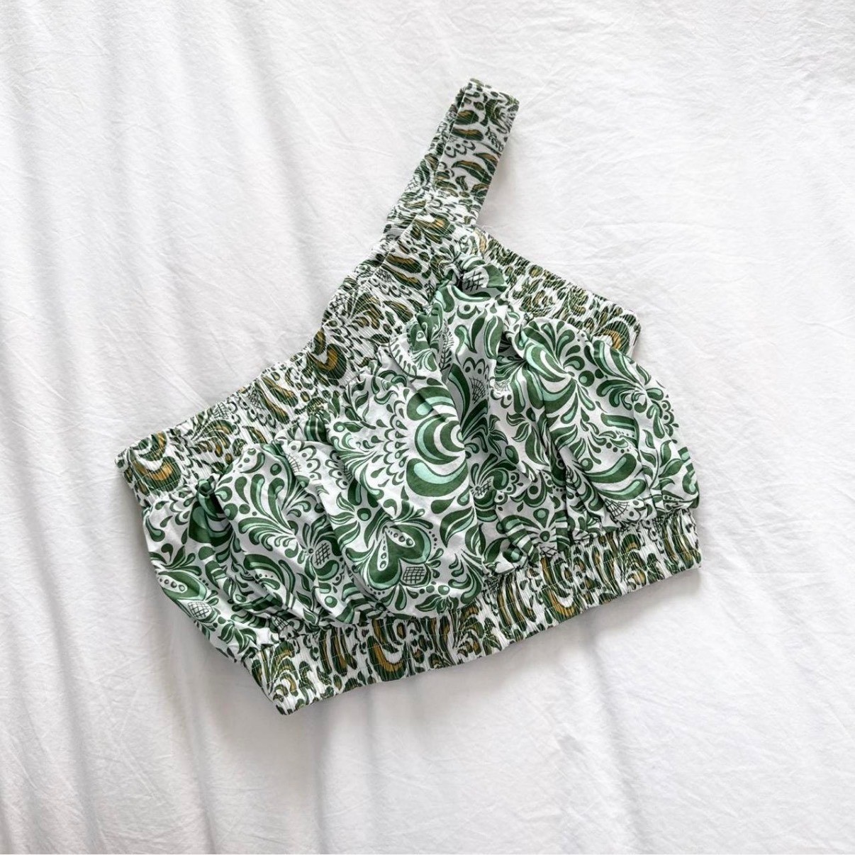 Tuckernuck Hyacinth House Gina One Shoulder Floral Crop Top Green