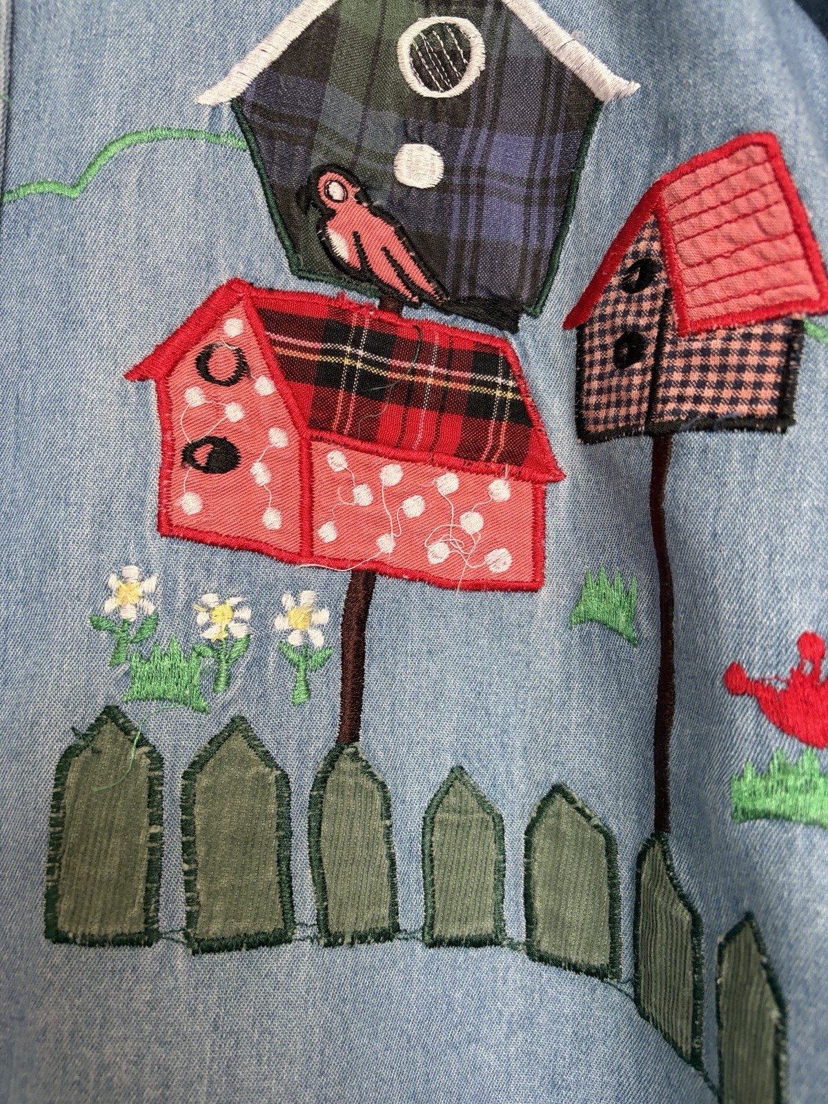 Vintage Women’s 14 Cottage Core Granny Denim Embroidered Birdhouse Top *READ*