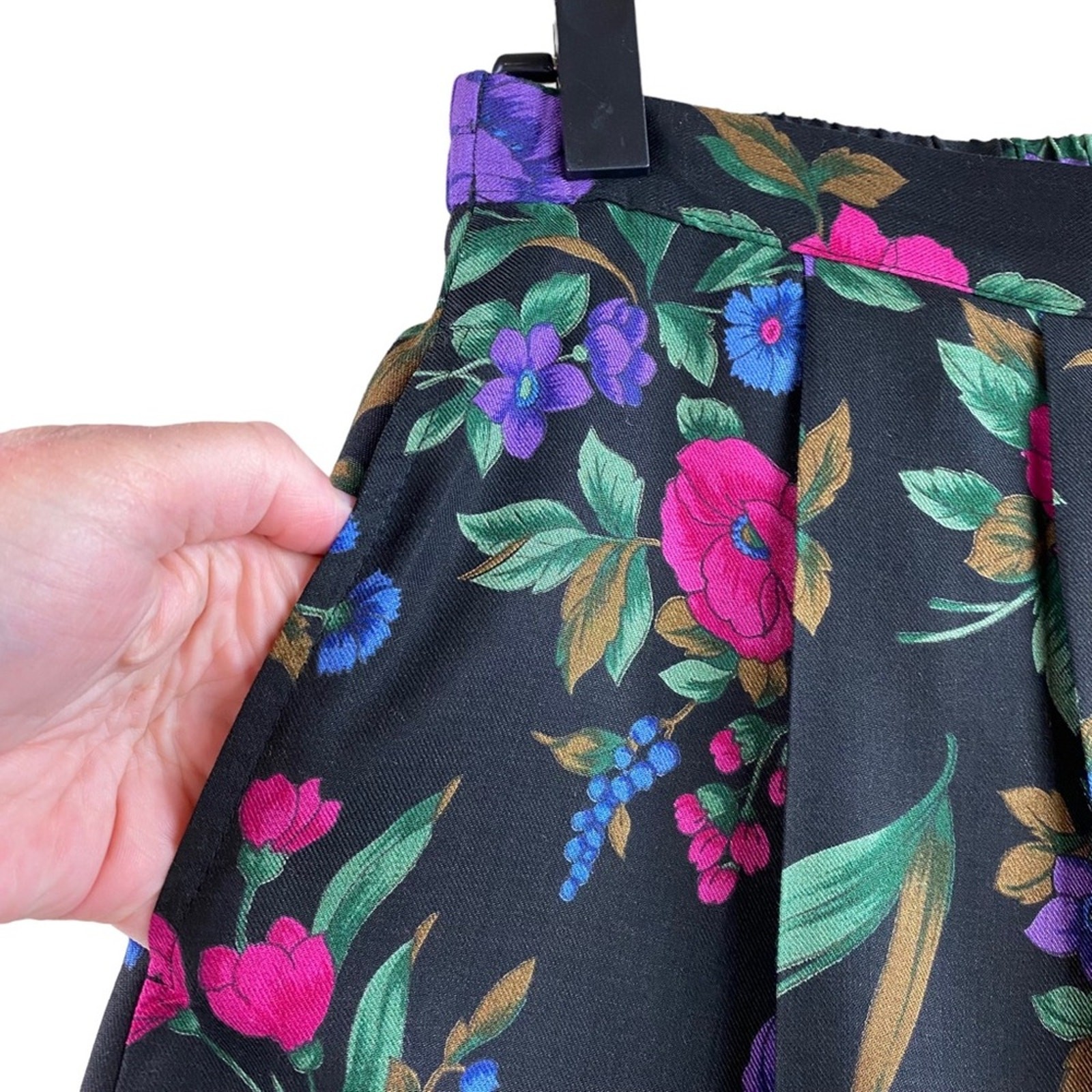 Vintage Talbots Wool Blend Knee Length Skirt Womens Size 10 Dark Floral Academia