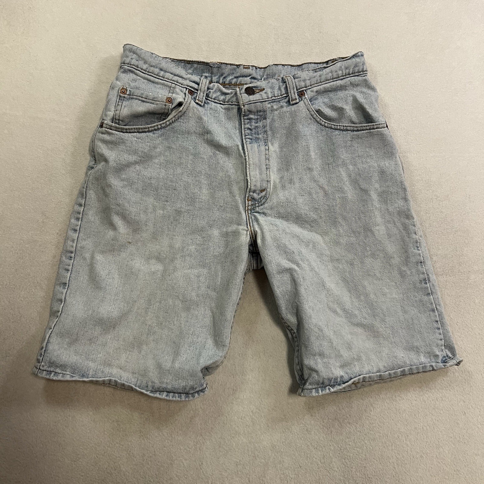 Vintage Levi’s 532 Denim Blue Jean Shorts Women’s Size 34 10” Inseam Light Wash
