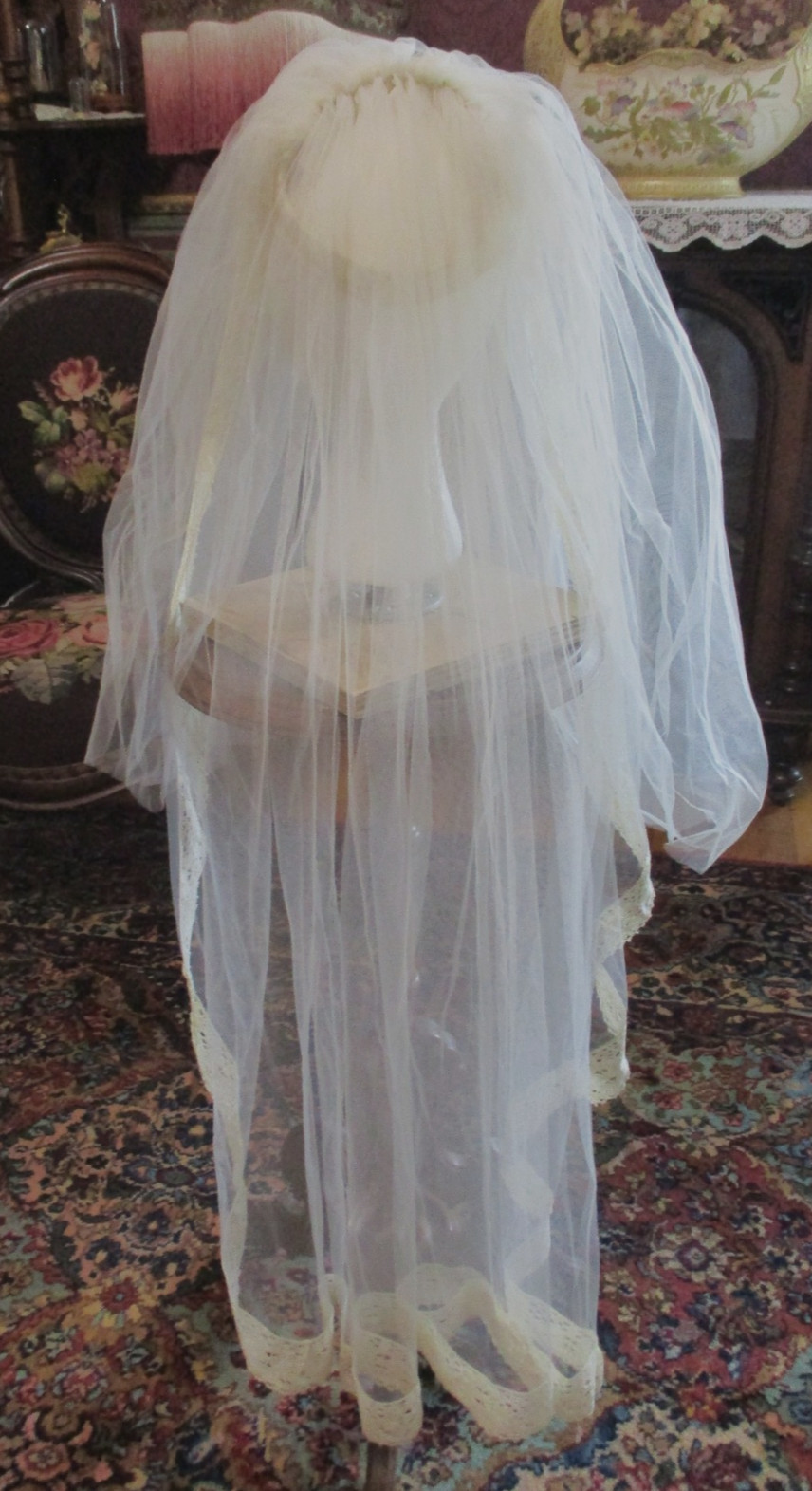 Vintage 70’s? Beaded Ivory Lace Bridal 2 Layer Veil Juliet Cap Wedding – 37″