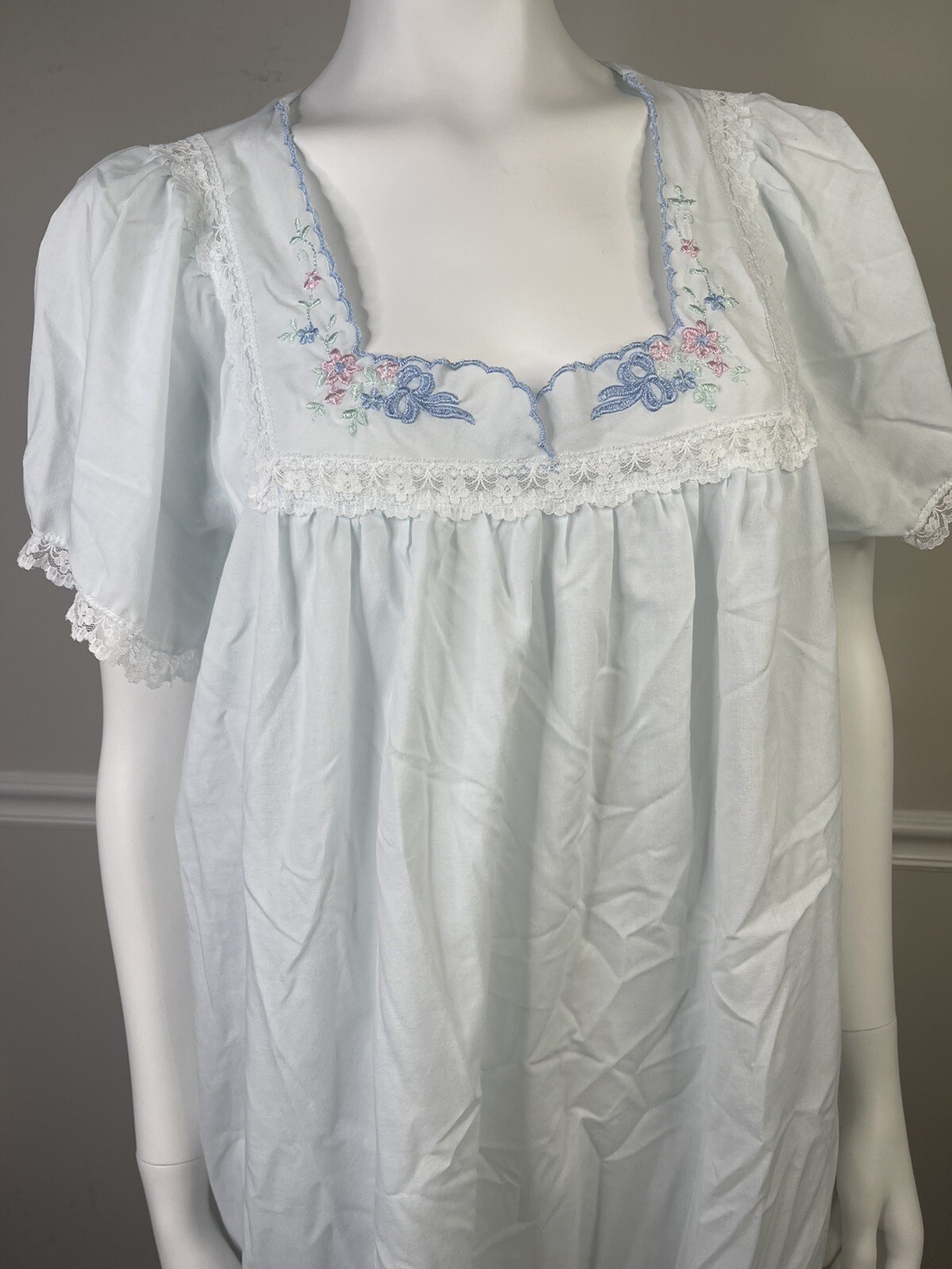 Vintage Carole Blue Semi Sheer Lightweight Cottage Prairie Nightgown Large
