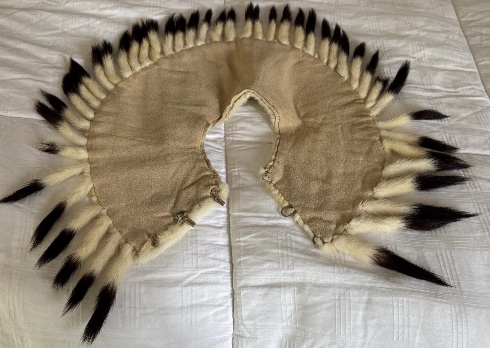 Vintage Ermine Fur Stole Champagne Blonde Color With Dark Brown 45 Tails