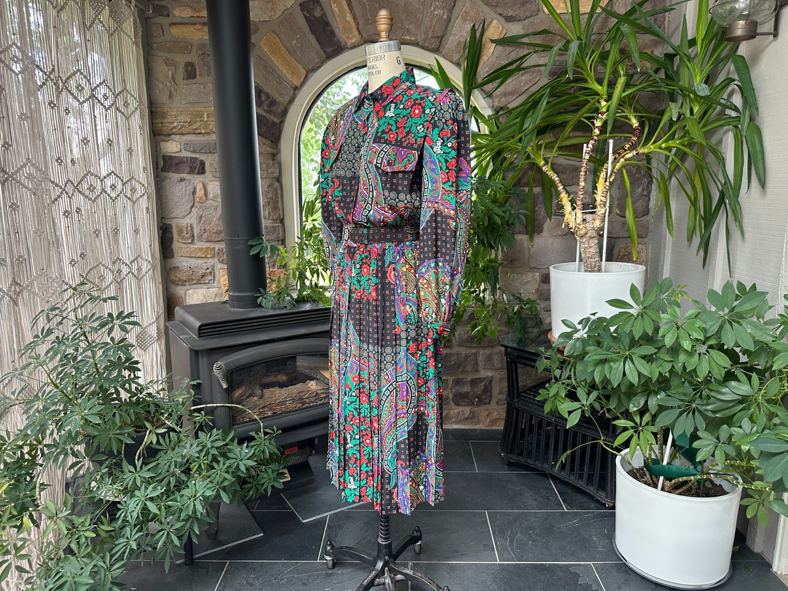 Vintage 1980s Black and Green Floral Paisley Dress Leslie Fay Dresses