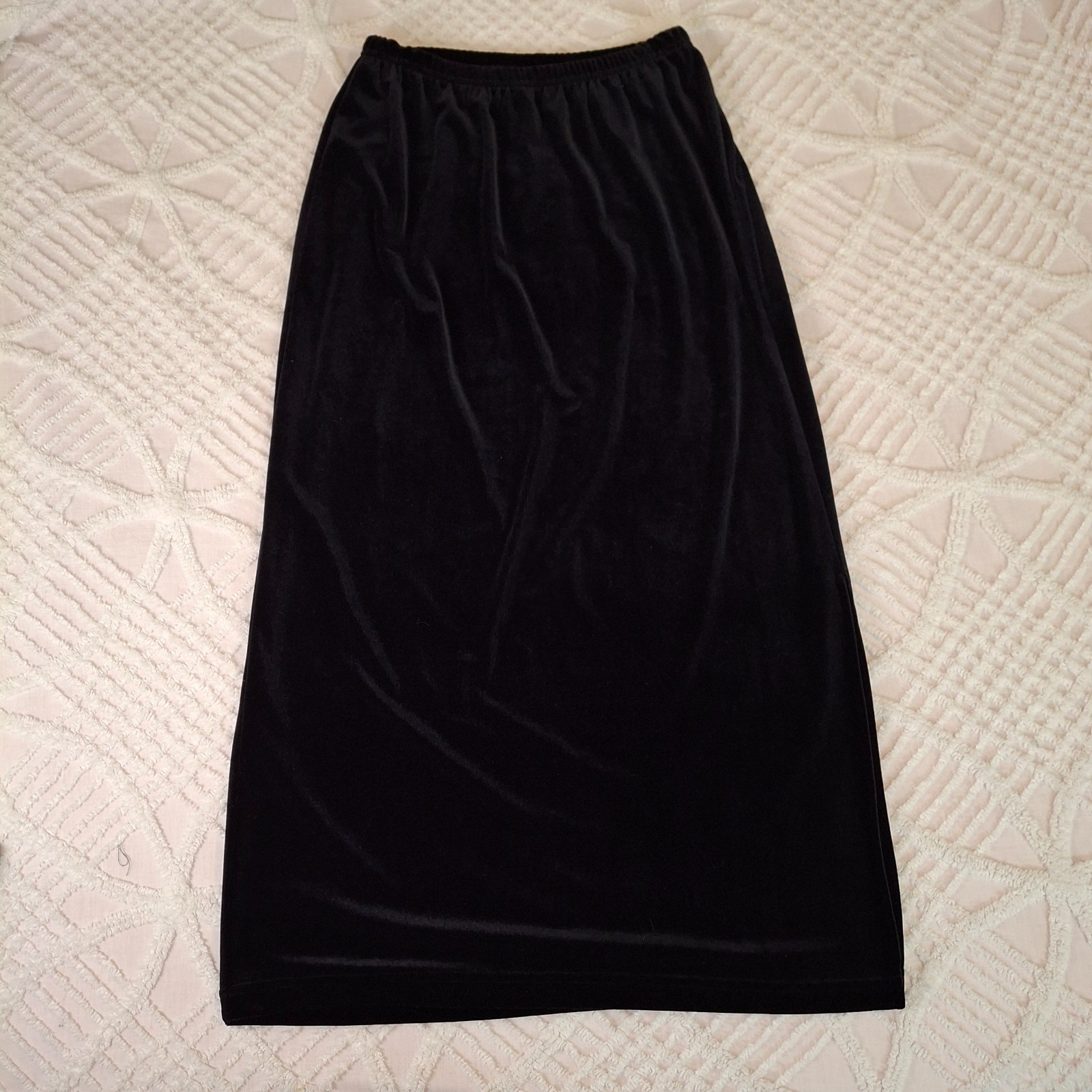 Clio Womens Medium Maxi Skirt Black Velvet Elastic Waist Side Slit Vintage USA