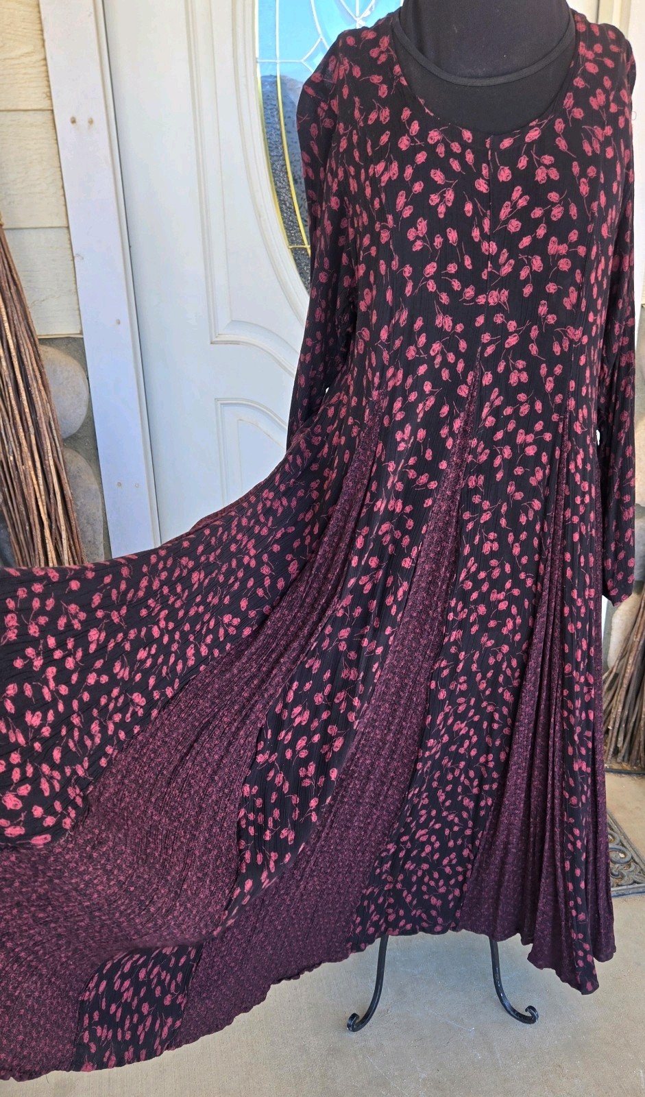 1980s NOSTALGIA Sheer Black & Red Floral Dress W/Full Pleated Sweep Skirt Sz M