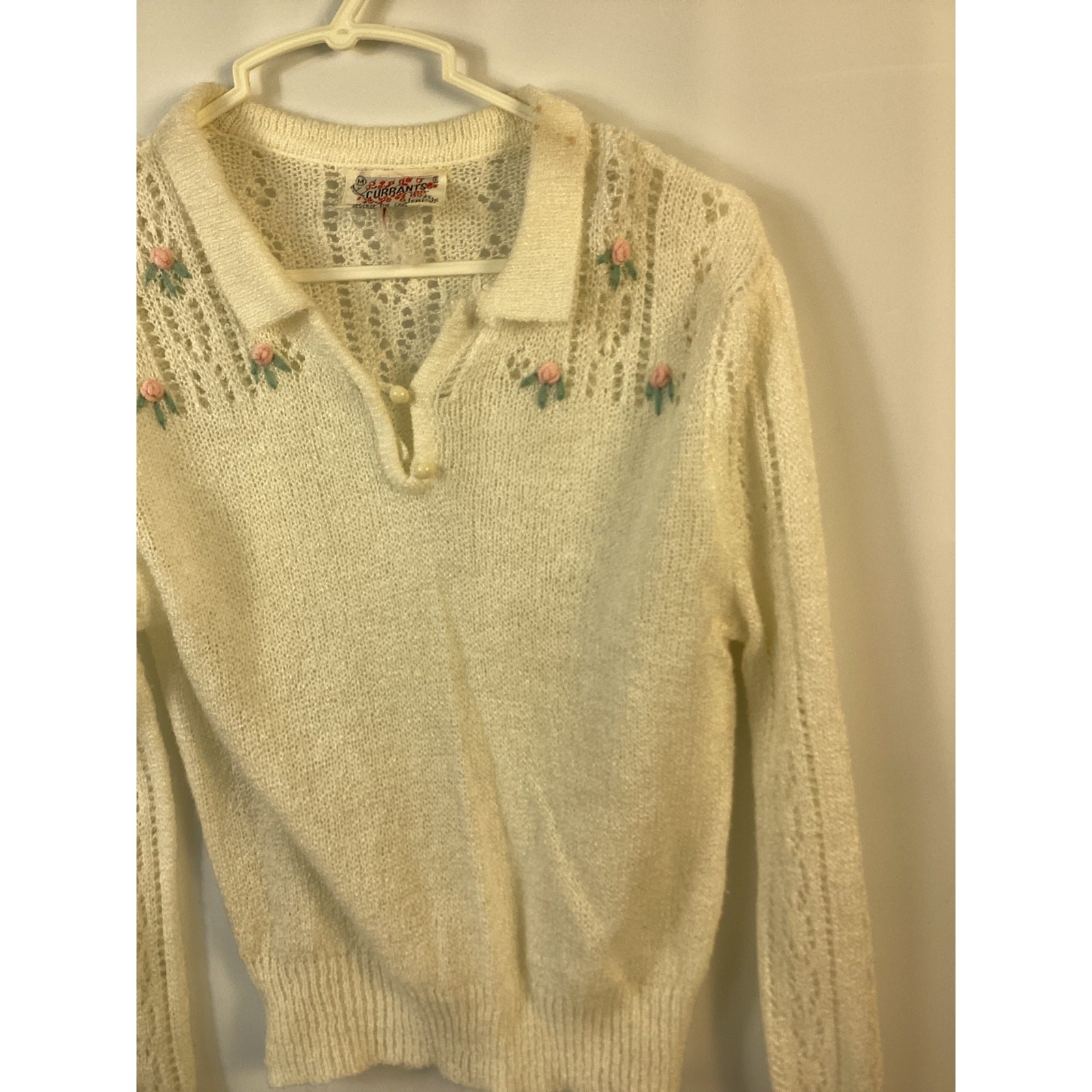 Vintage 70’s 80’s Women’s Girls Sweater Currants Acrylic M Lightweight Roses
