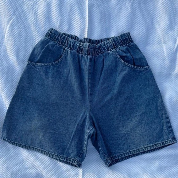 Vintage Ciscane Blues Denim Elastic Waist Shorts (Size 14) Waist 30-32″