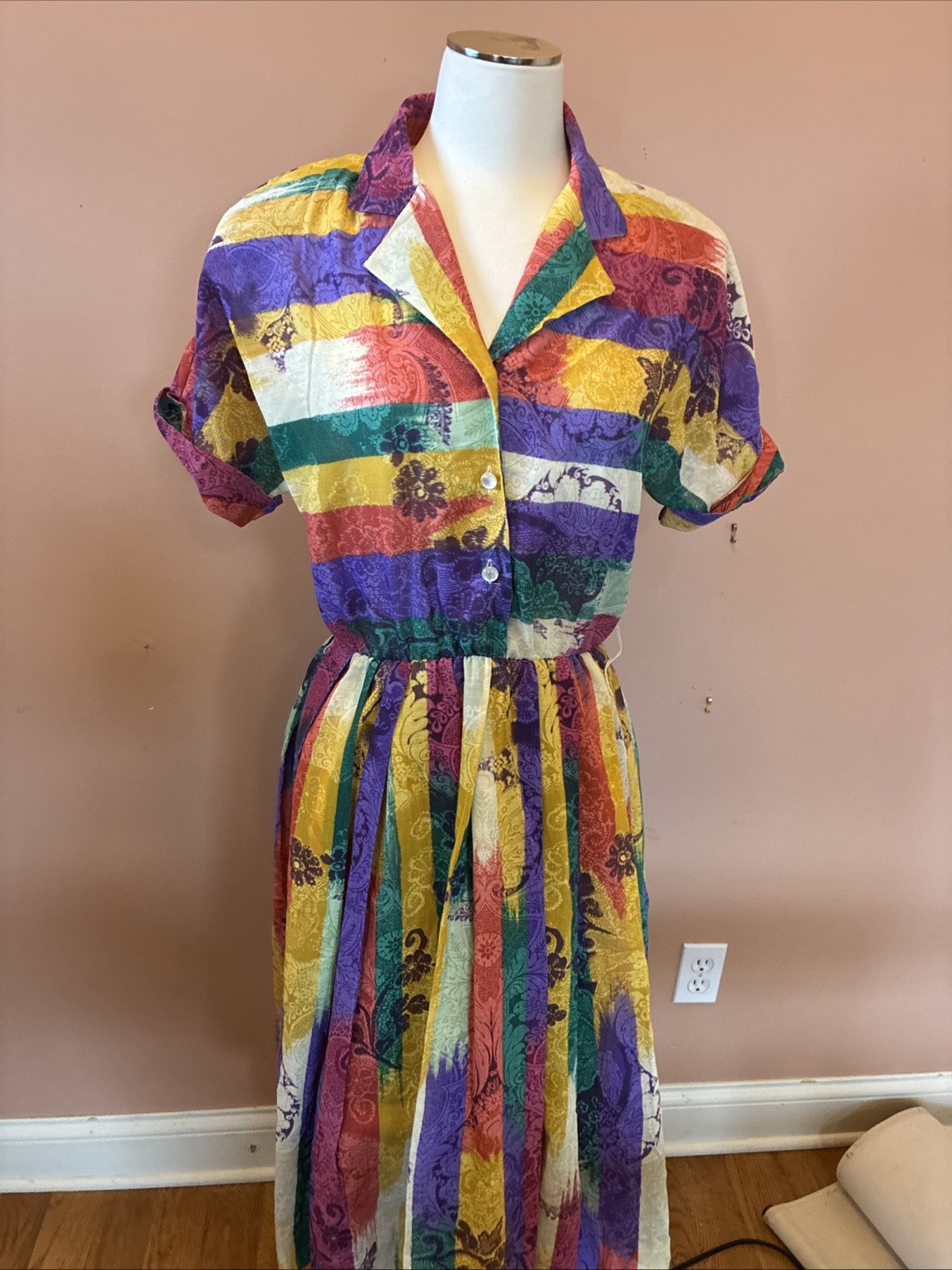 Vintage size 8 Dress Colorful EJM spring Button Up See Measurements