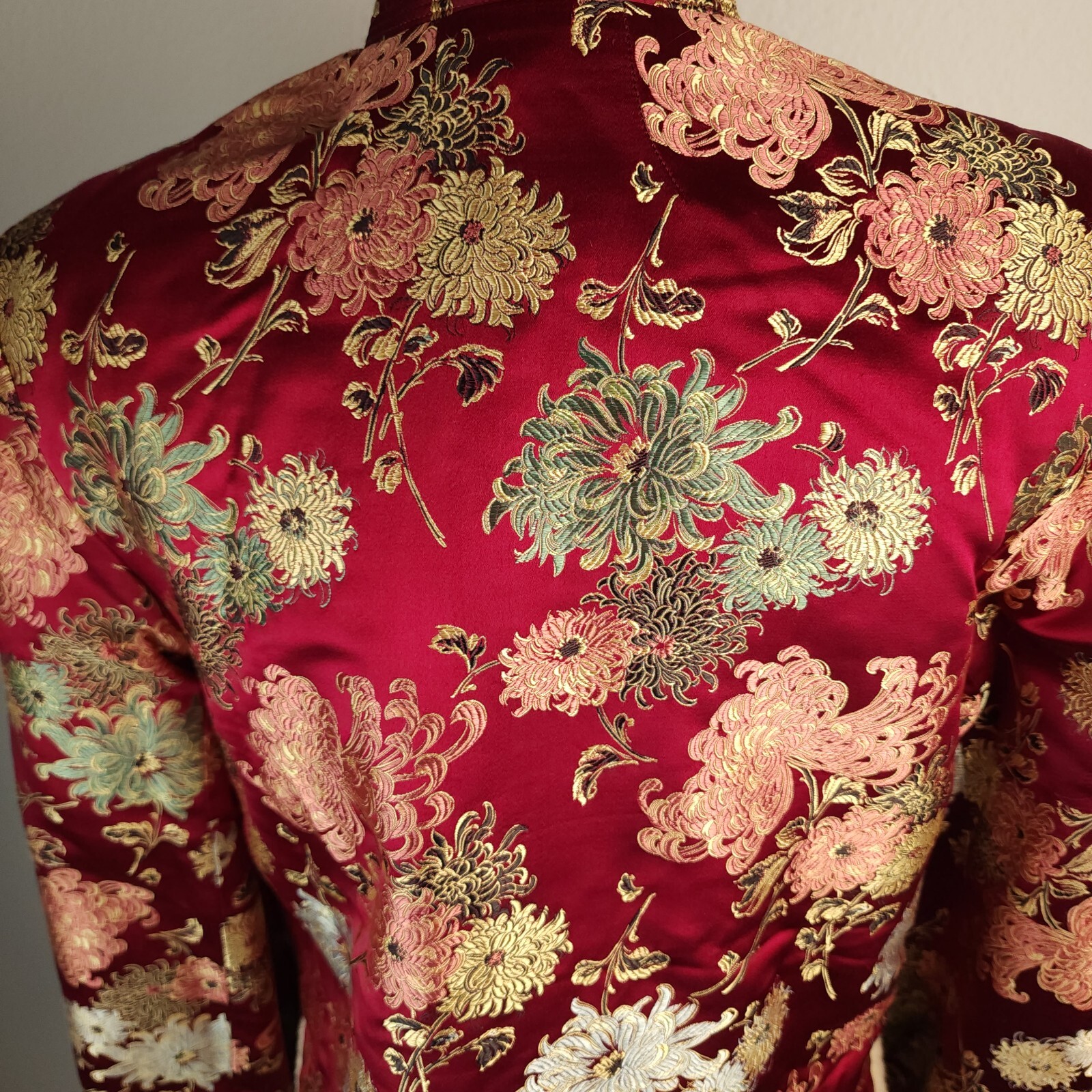 Vintage 70s Asian Mandarin Sherpa Lined Jacket Coat Silk Burgundy Chrysanthemum