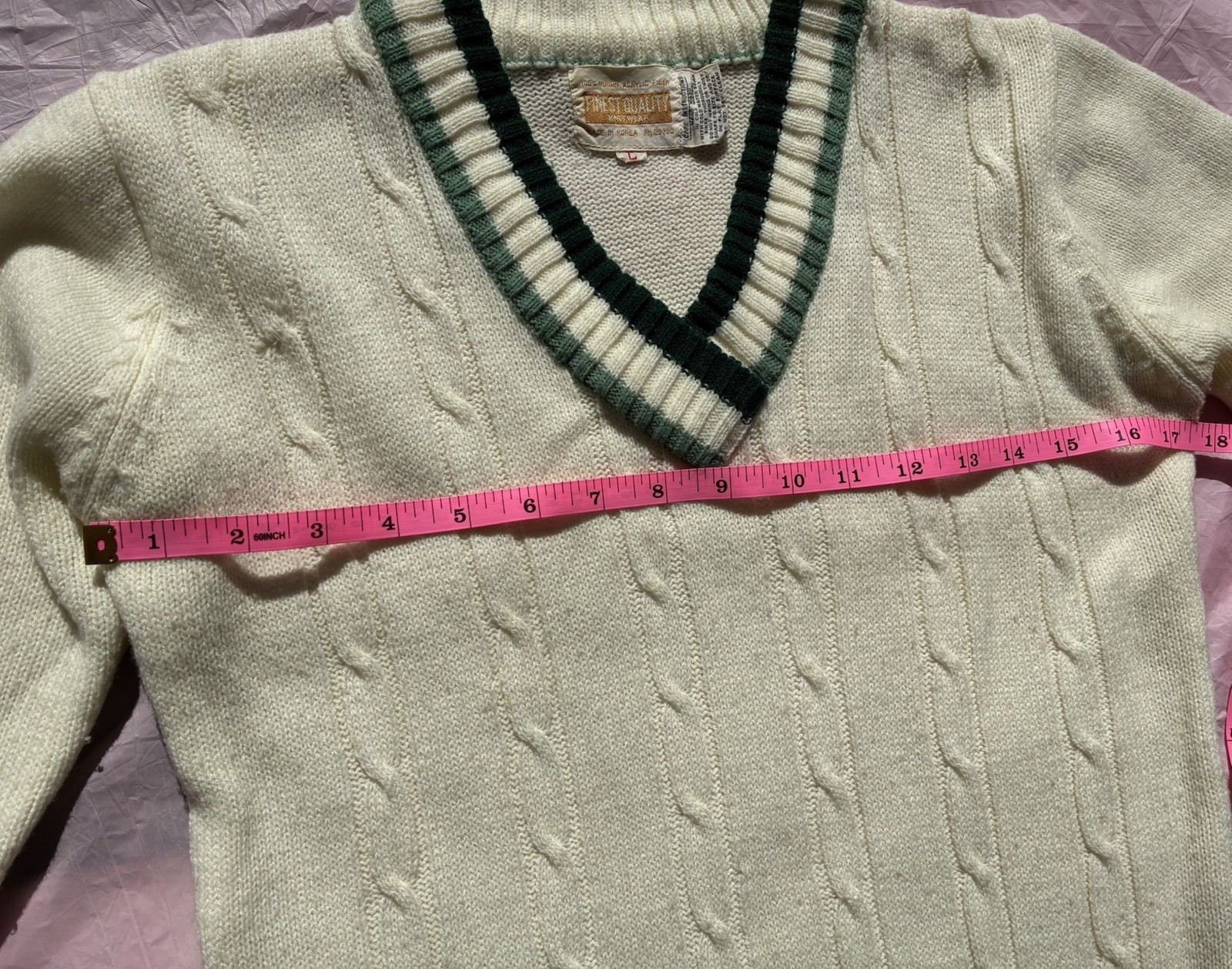 Finest Quality Vintage Women’s Ivory Green Striped Cable Knit V-Neck 70s Sz L