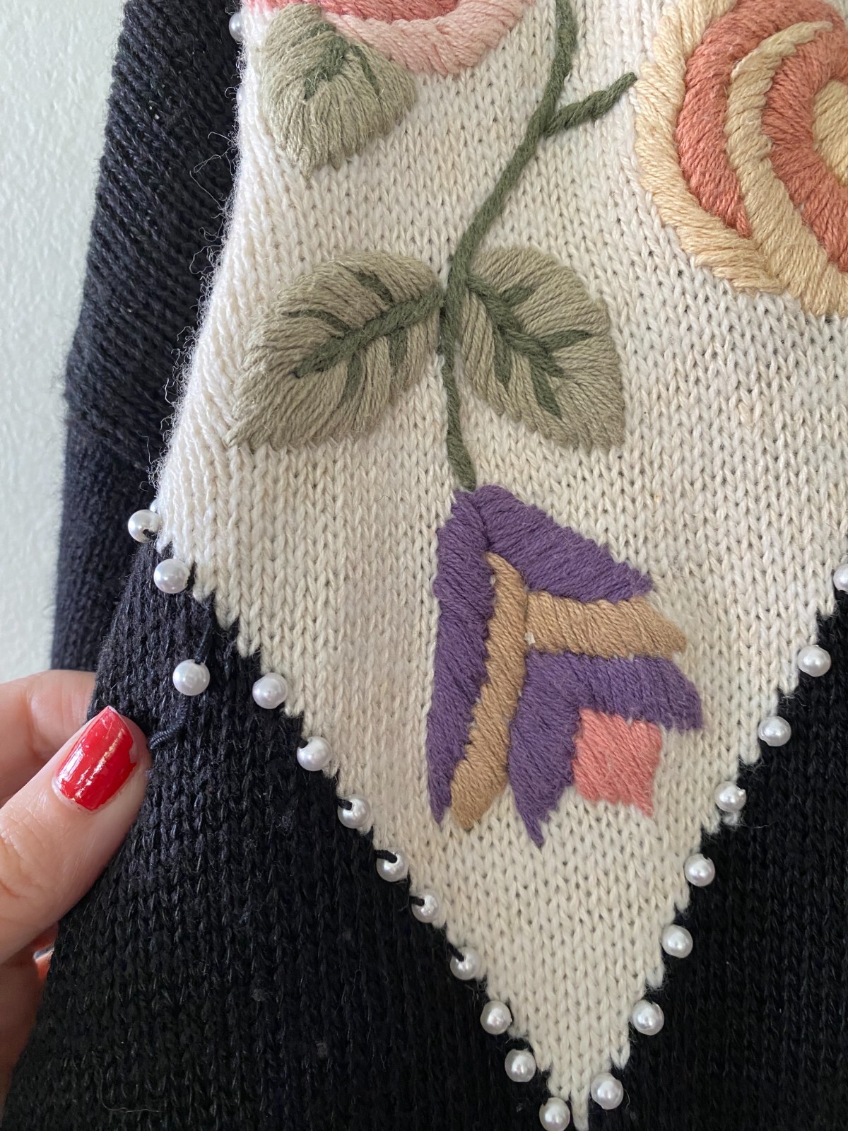 Vtg 1980s Spice of Life Black and Rose Cardigan Pearl Floral Cottagecore Large