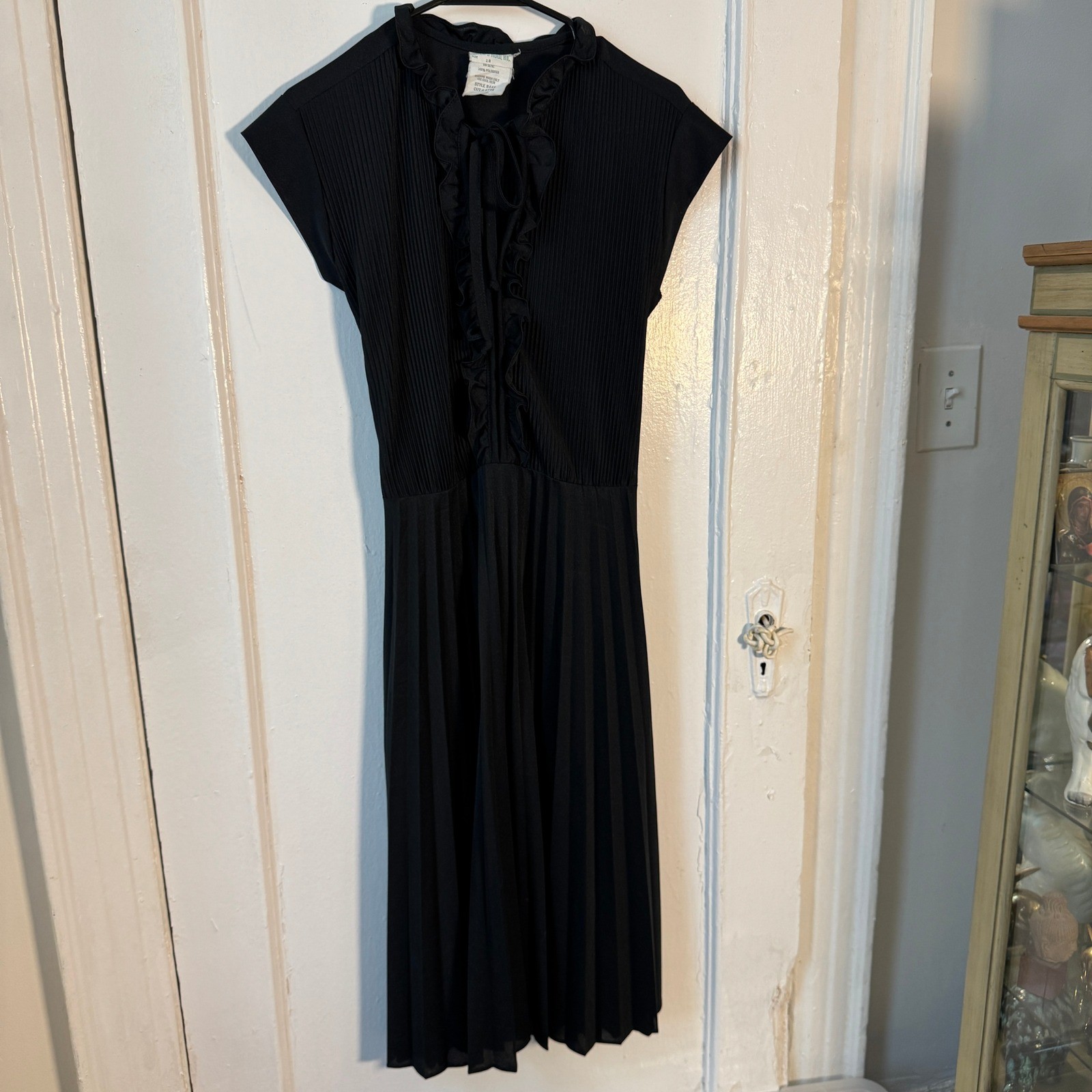 True Vintage 70s Queen’s Row Black Pleated Ruffle Midi Dress Size 18 Whimsigoth