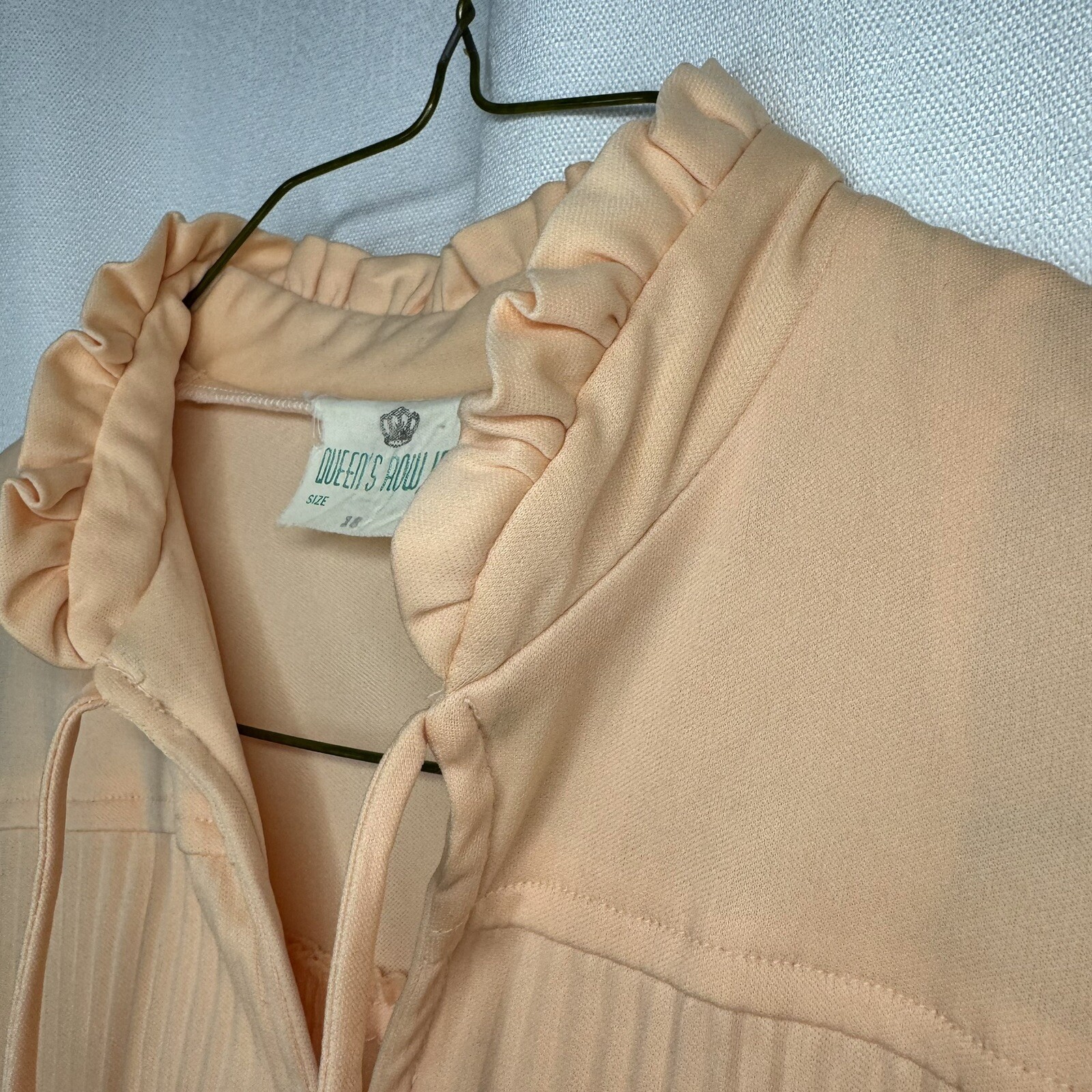 Vintage Queen’s Row Inc Size 18 Elastic Waist Dress Coral Flowy Skirt Cap Sleeve