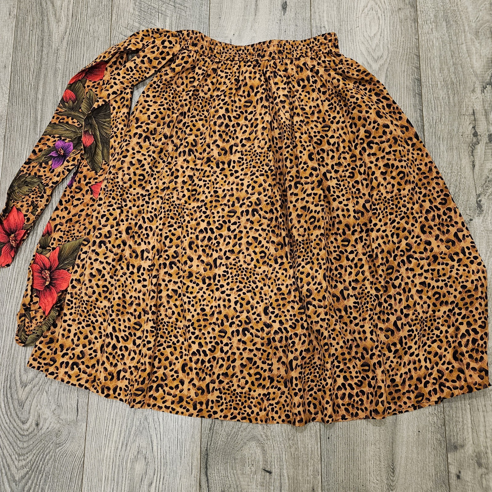 Vintage 90s Animal Print Floral Belt Skirt Sz. 4(runs Small Ref. To Pics)