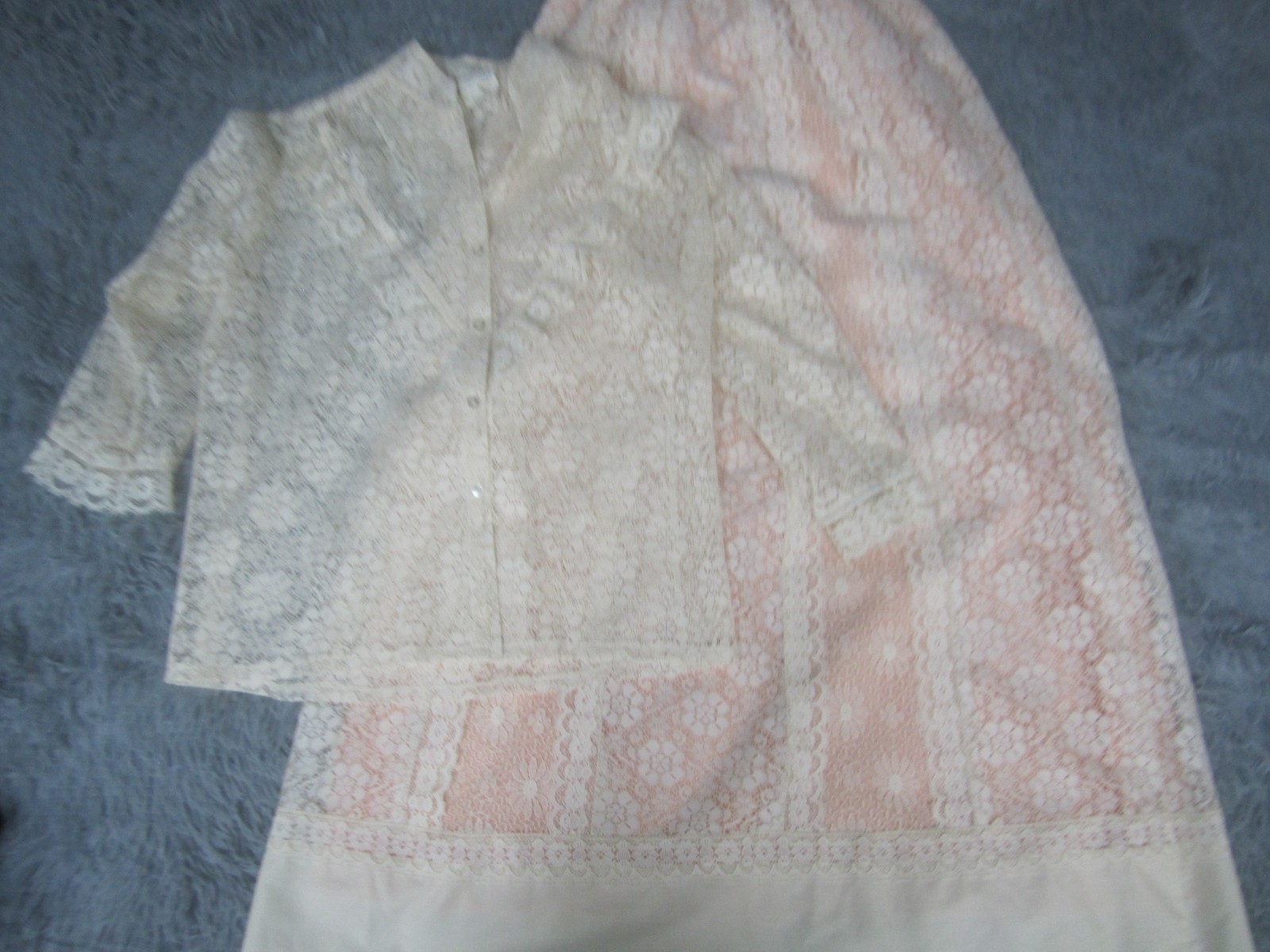 VTG Skirt Blouse Set Large White Lace Floral Embroidery Button Up