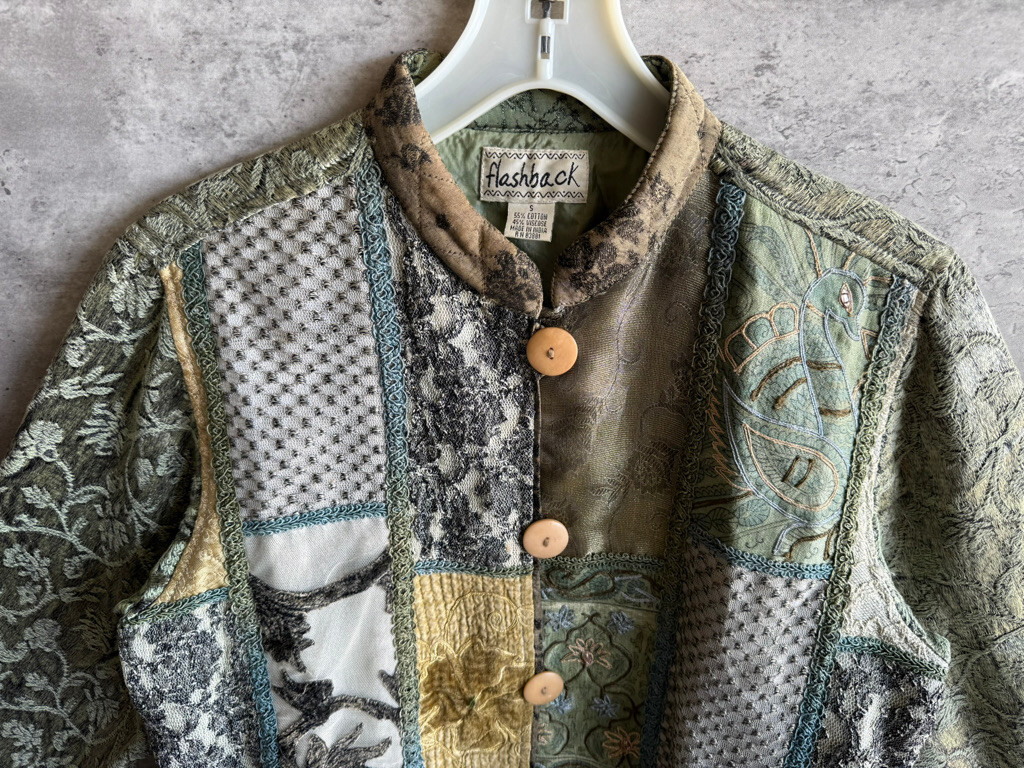 Vintage Flashback Embroidered Floral Jacquard Beaded Tapestry Jacket Size S