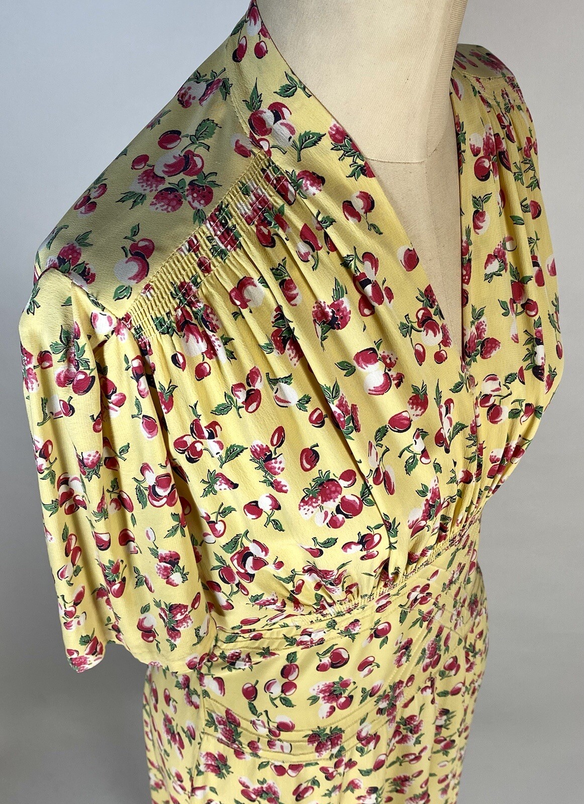 Vintage late 1930’s – 1940’s yellow rayon BERRIES & CHERRIES print swishy dress