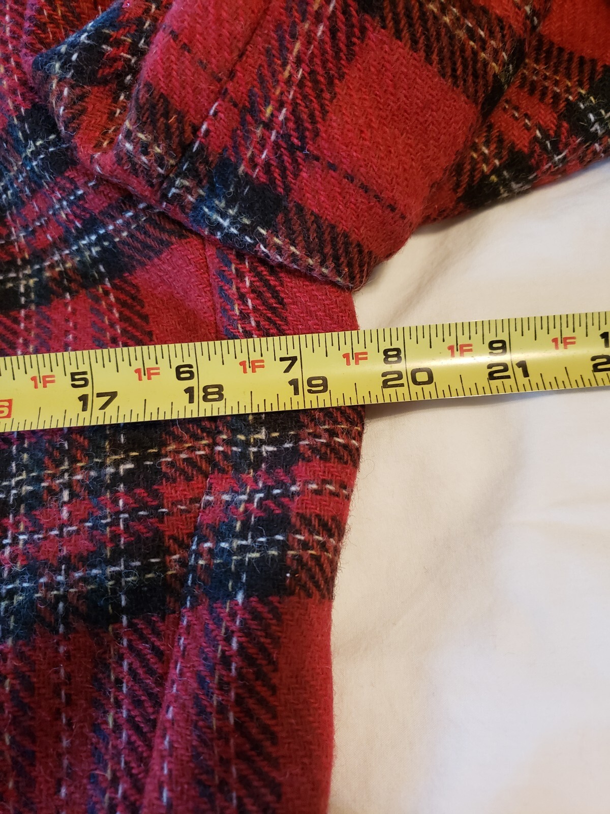 Casual Corner Plaid Blazer Jacket Red/Black Velvet Collar & Trim Wool Sz 8