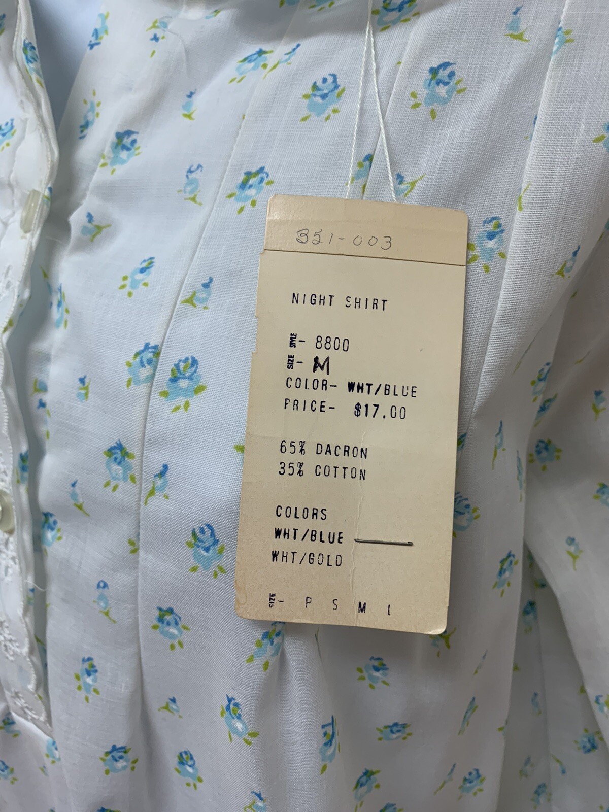 Vintage Najla New York Night Shirt Dainty Blue Floral Cotton Dacron M USA NOS