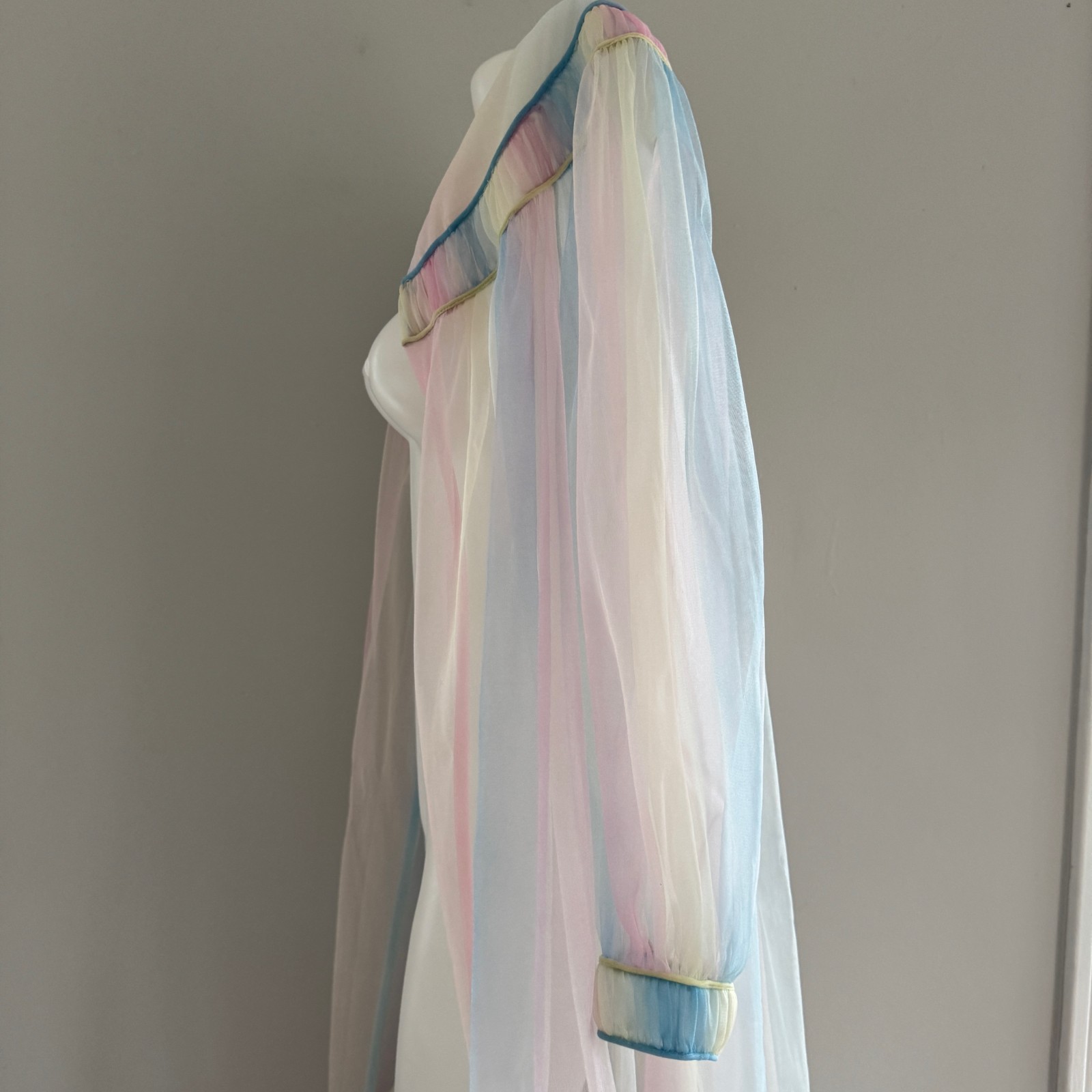 60s vtg DOLSYL Sheer Pastel RAINBOW OMBRE Dressing Gown Chiffon Robe Tent Dress