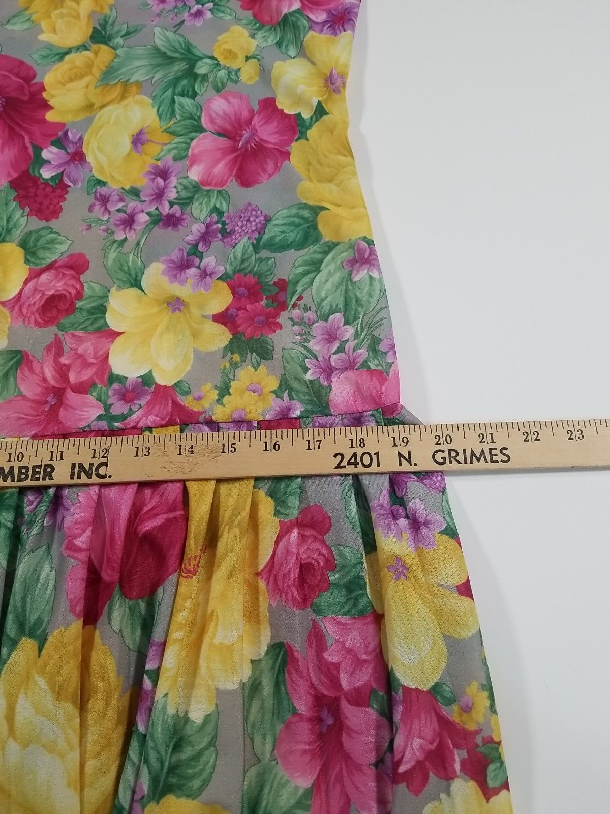 Vintage Womens Dress M/L Two Piece Below Knee Drop Waist Floral Pleated Yellow