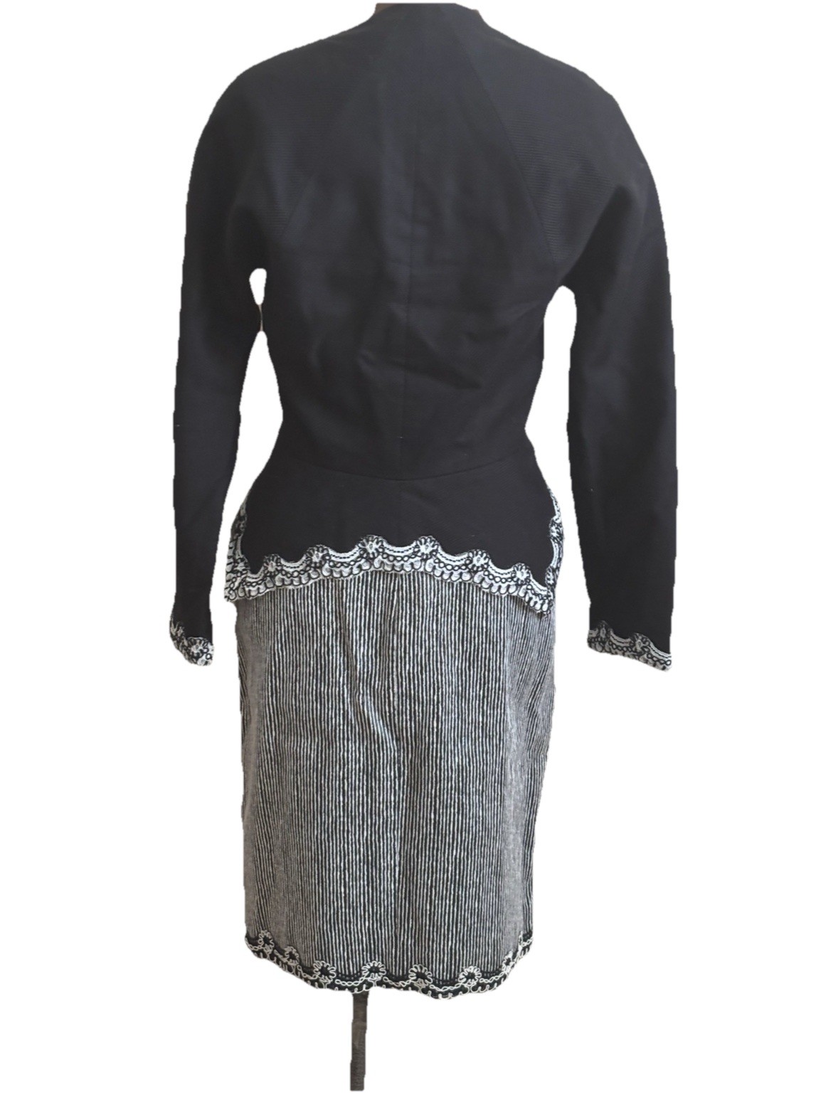 Vintage 1980s Geoffrey Beene Skirt Jacket Set Lace Embroidered Black White 8