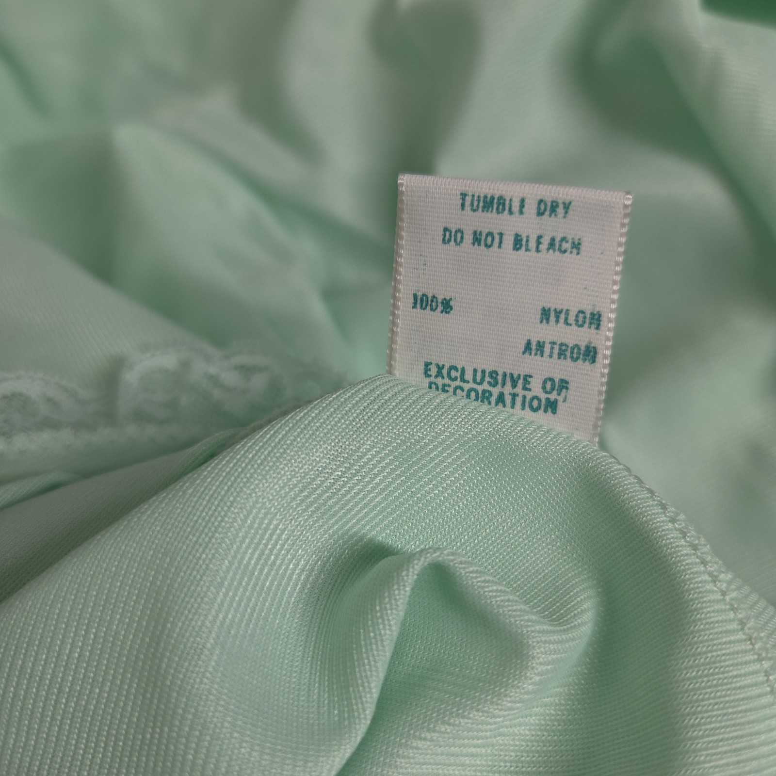 Vtg 70s San Souci Pastel Mint Green Lace Trim Nylon Mini Nightgown M Coquette