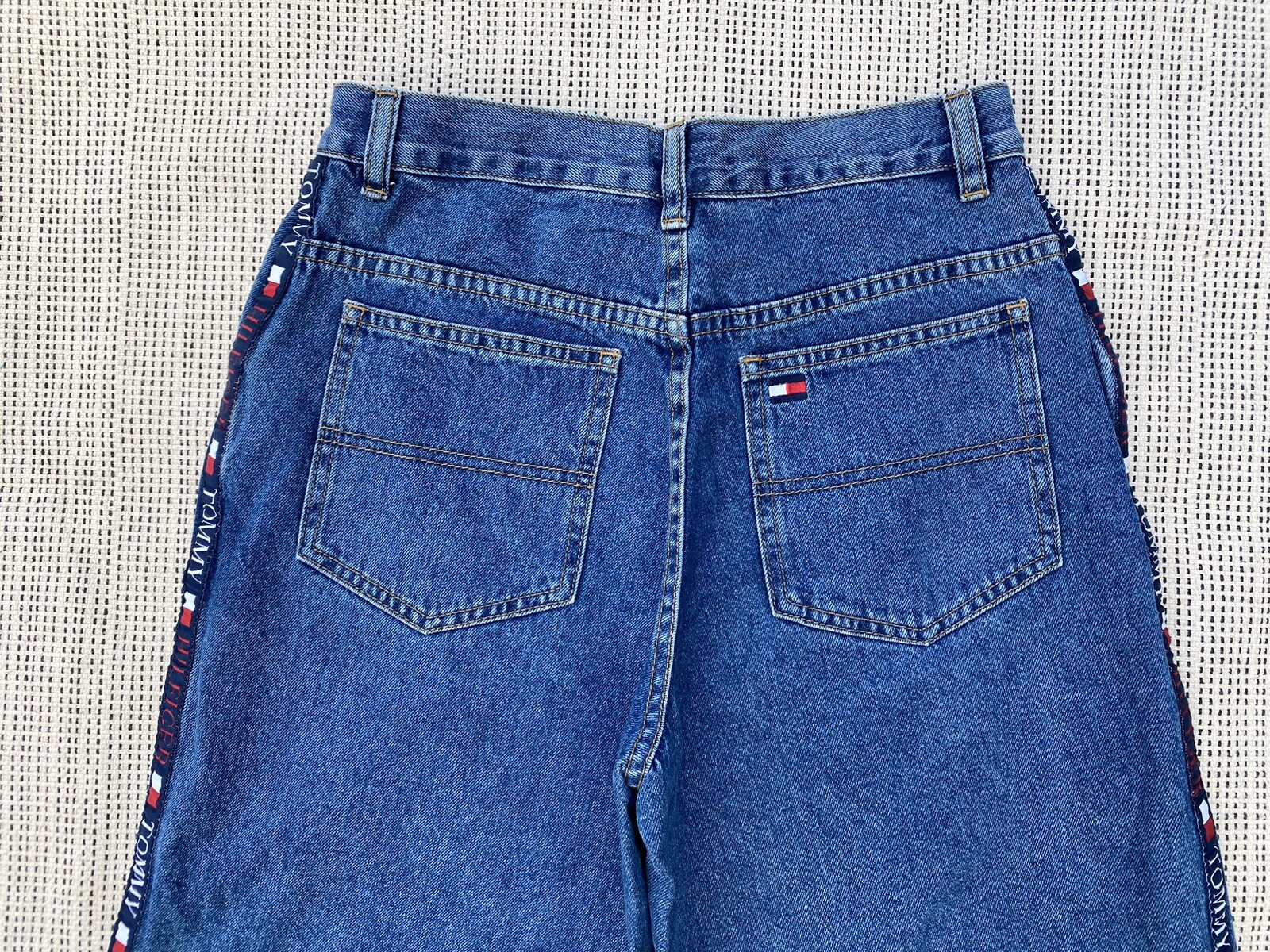 vintage TOMMY HILFIGER DENIM JEANS logo script 2000s 00s Y2K JUNIOR 14 stripe