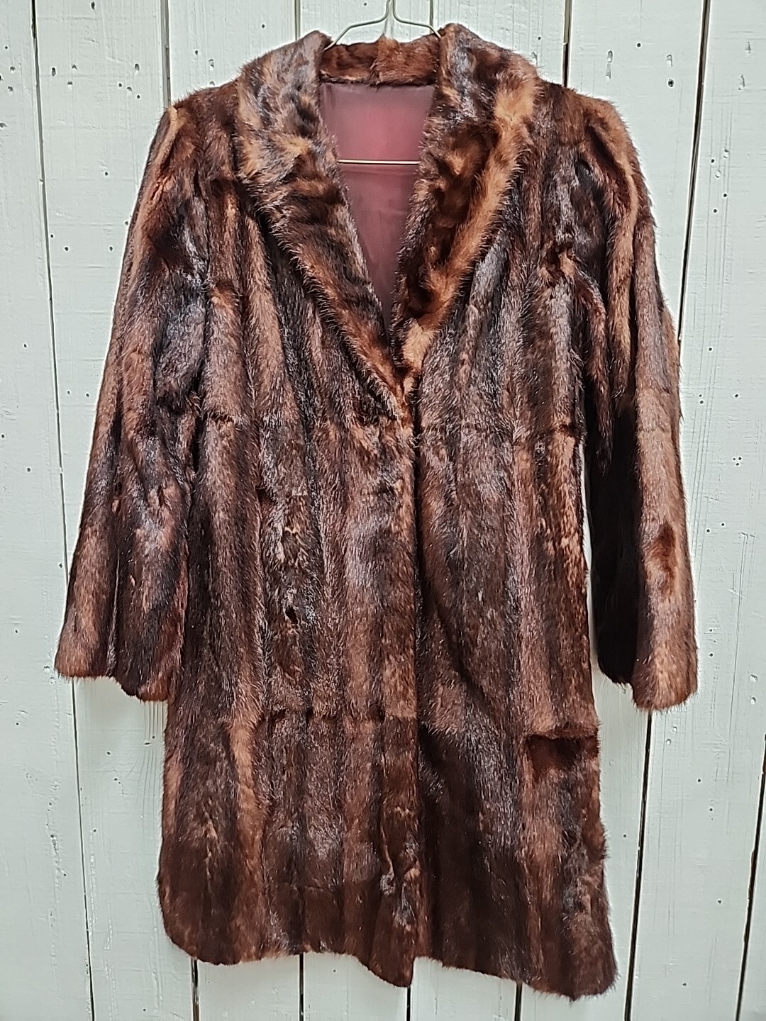 Ladies Beautiful Reddish Brown Vintage Faux Fur Coat See Measurements CR2