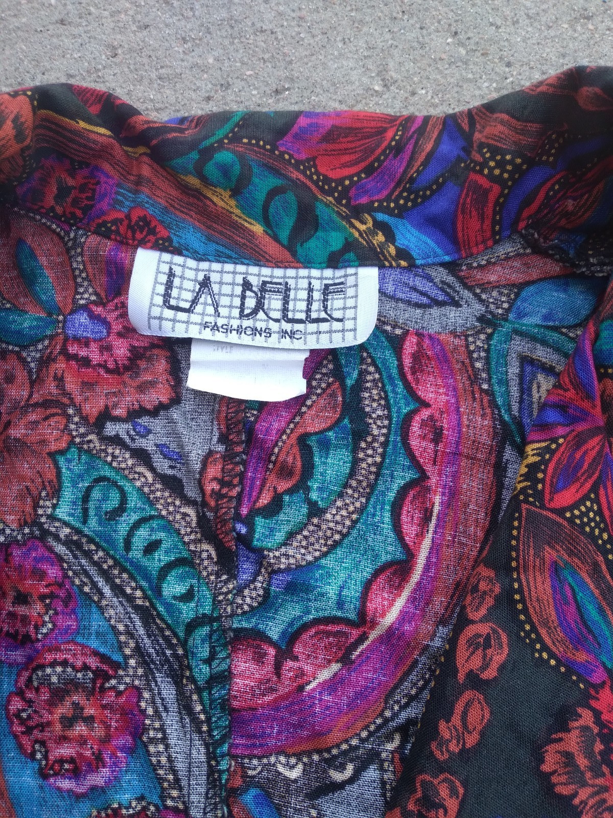 Vintage La Belle Fashions Top Women’s Small Crop Top Long Sleeve 90s Style