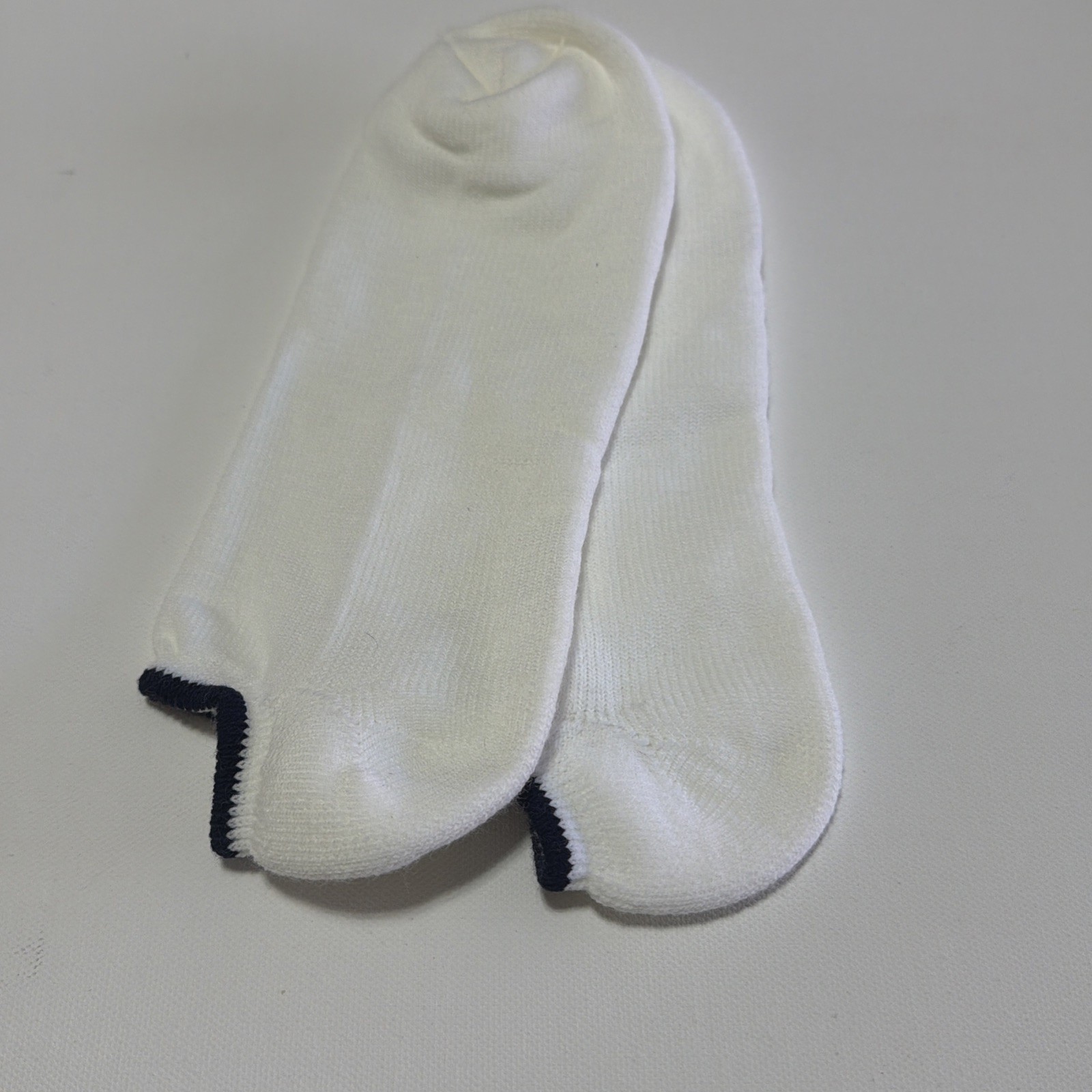 VTG Womens Navy Blue Pom Pom 80’s Socks 10-12 Low Cut Acrylic Blend USA Made
