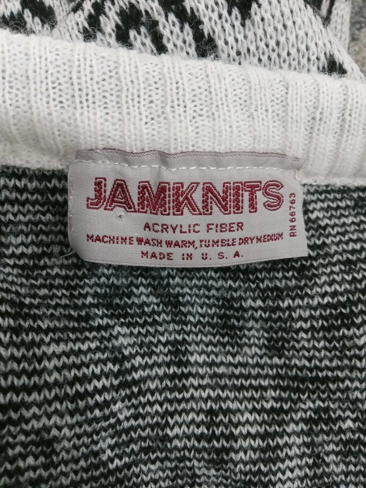 Jamknits Vintage Womens Winter Sweater Made in USA White & Black Paisley 42 Inch