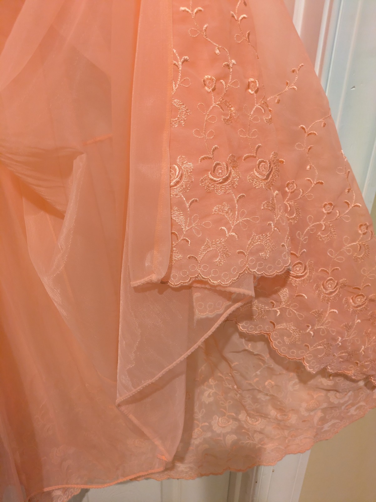 Vtg 50s Jenelle of California DBL Chiffon Sheer Ruffles Peach Robe Sz Petite