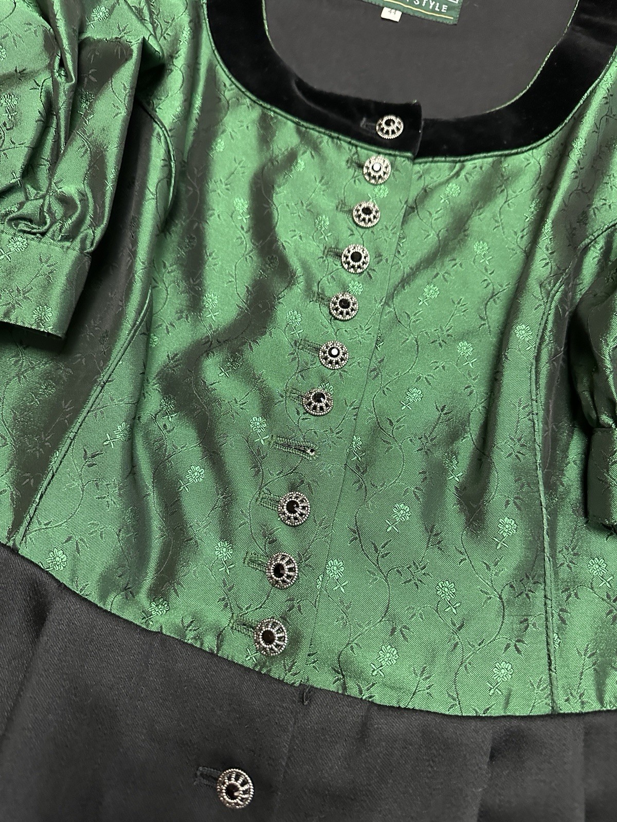 Wenger Austrian Style Trachten Austria Dress 44 Green/Black Vtg Metal Button