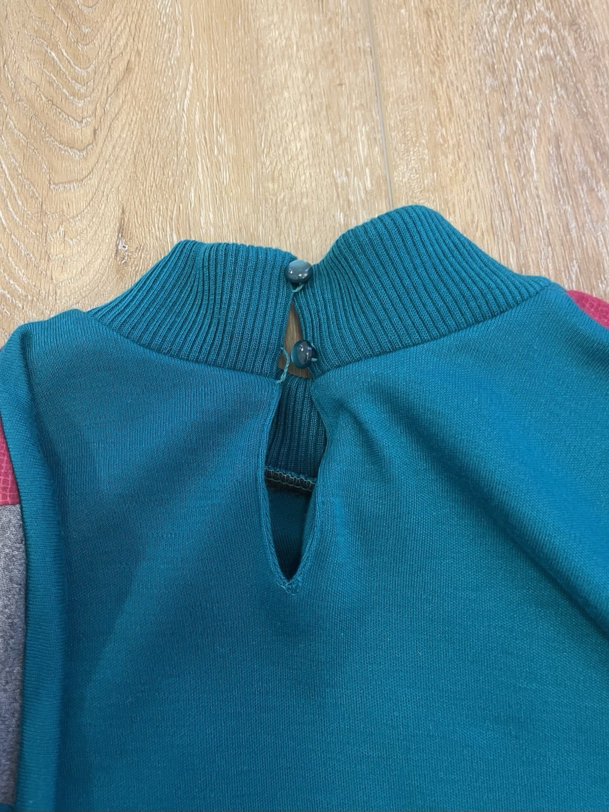 Vintage 1980s-1990s Three Flaggs Color Block Geometric Women’s Sweater Size S