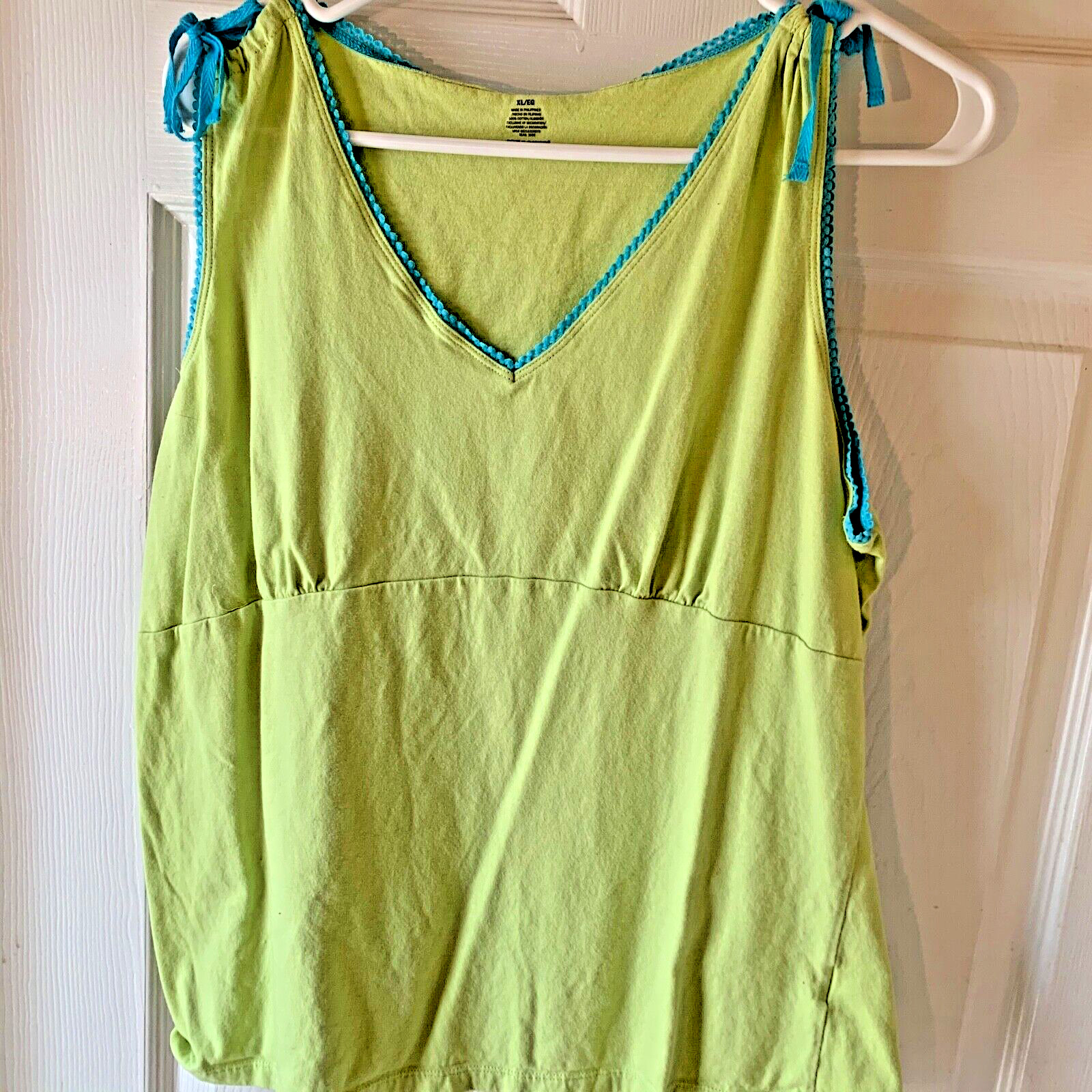 Joe boxer vintage WOMENS LIME GREEN/BLUE NECK SPAGHETTI STRAP TOP SIZE XL.