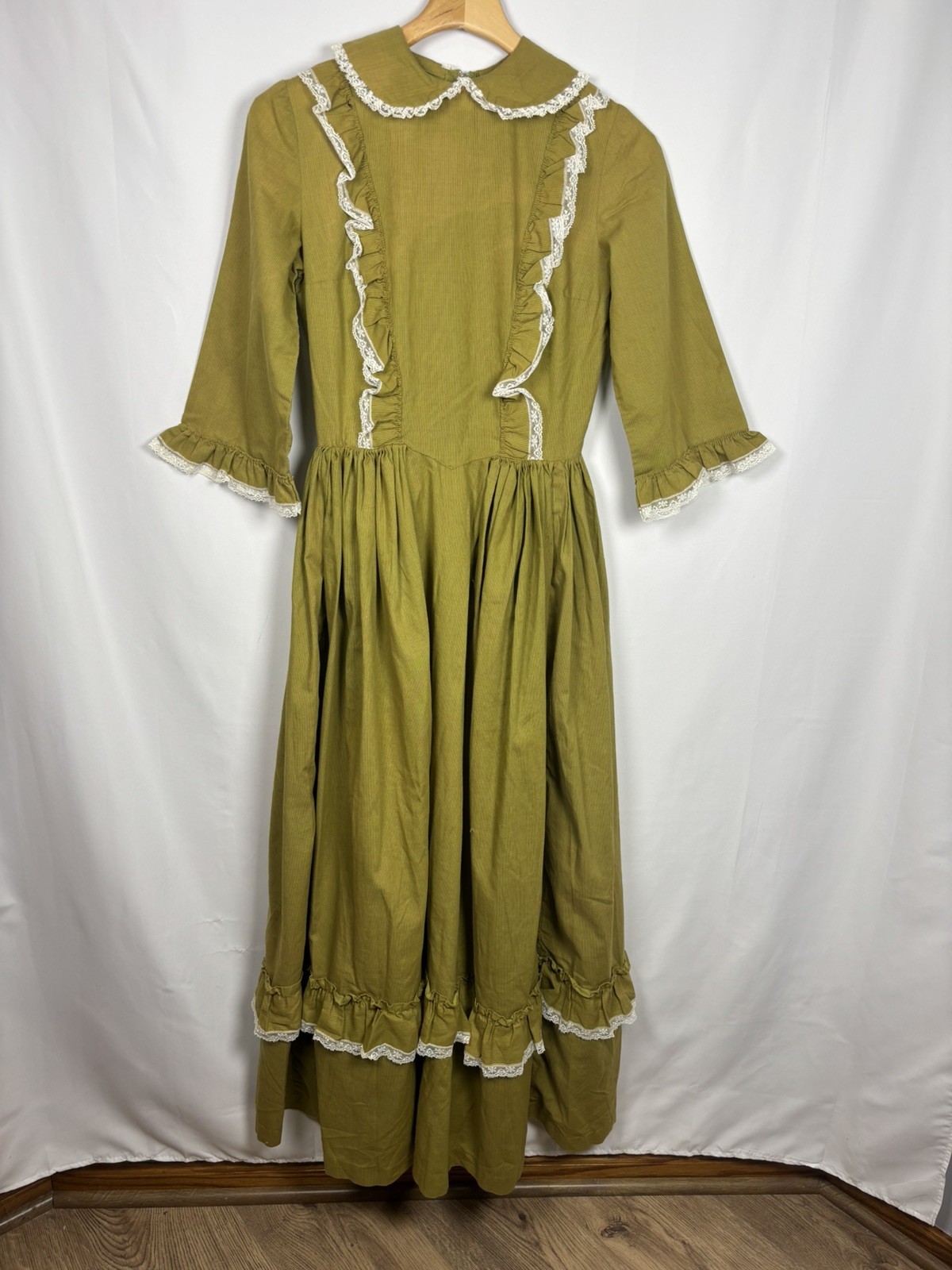 Vintage Boho Maxi Prairie Dress Olive Green Gunne Cottage Size Small/4