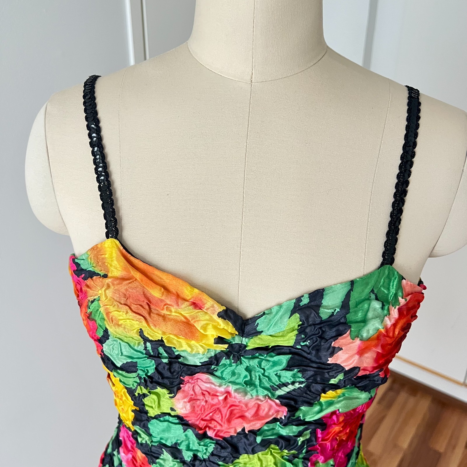 1980s Floral Taffeta Cocktail Party Dress Tiered Spaghetti Straps Prom Evening