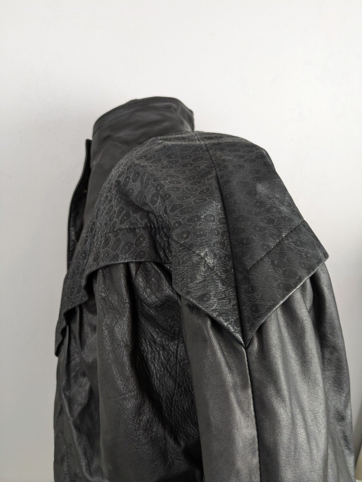 Womens Leather Leopard Print Black 80’s Jacket Size Med Bomber Biker Rocker