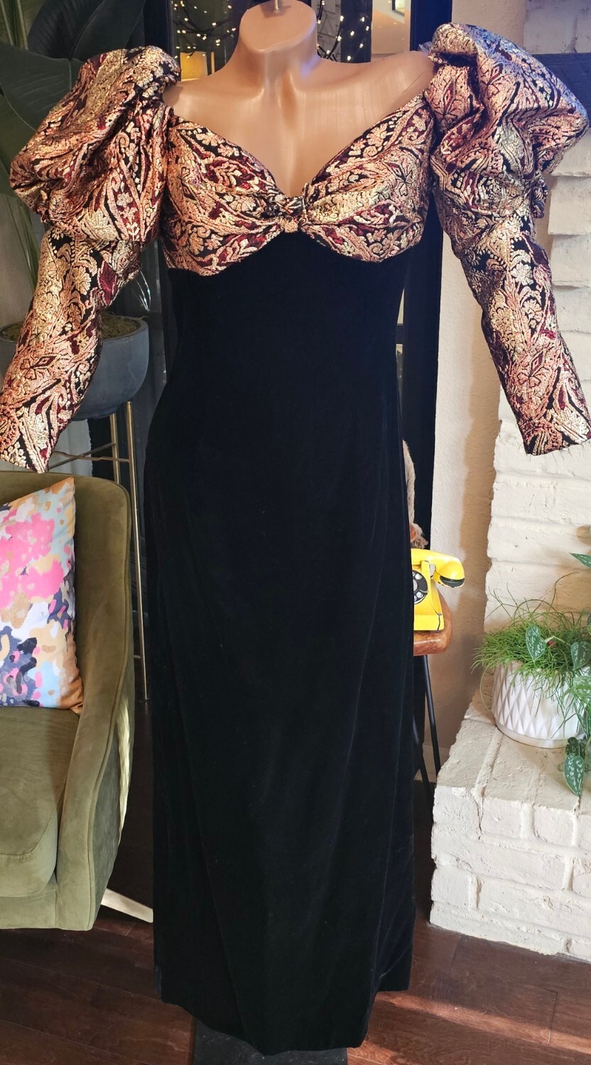 Vtg Eugene Alexander Black Velvet Floral Overlay Ball Prom Formal Dress Sm