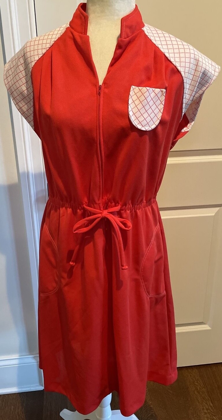 JC Penney Fashions Sz 14 Dress Red Short Sleeve Vintage Polyester Tie Waist 1970