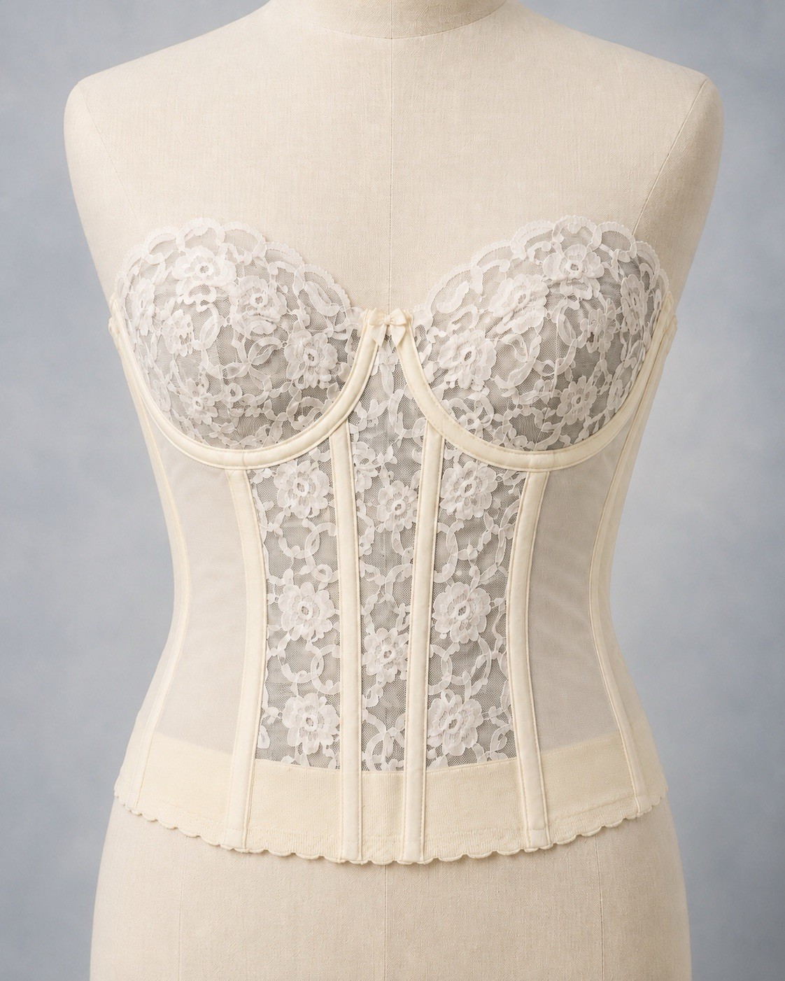 Vintage Victoria’s Secret Gold Label Ivory Lace Longline Bustier Bra 34D 1901