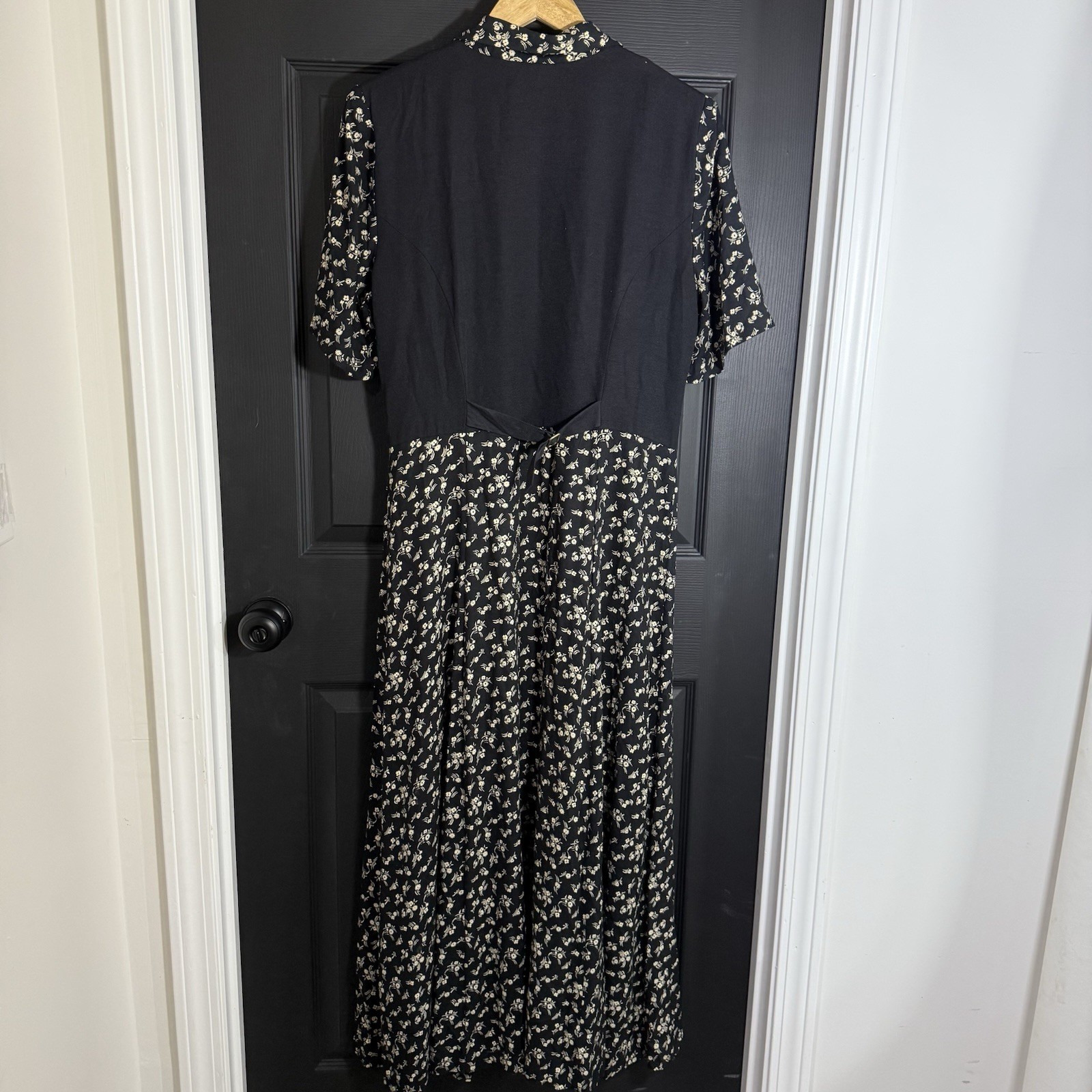 Terri Ellen Vintage Dress Button Up Collared Maxi Cottage Core Black Floral 10T