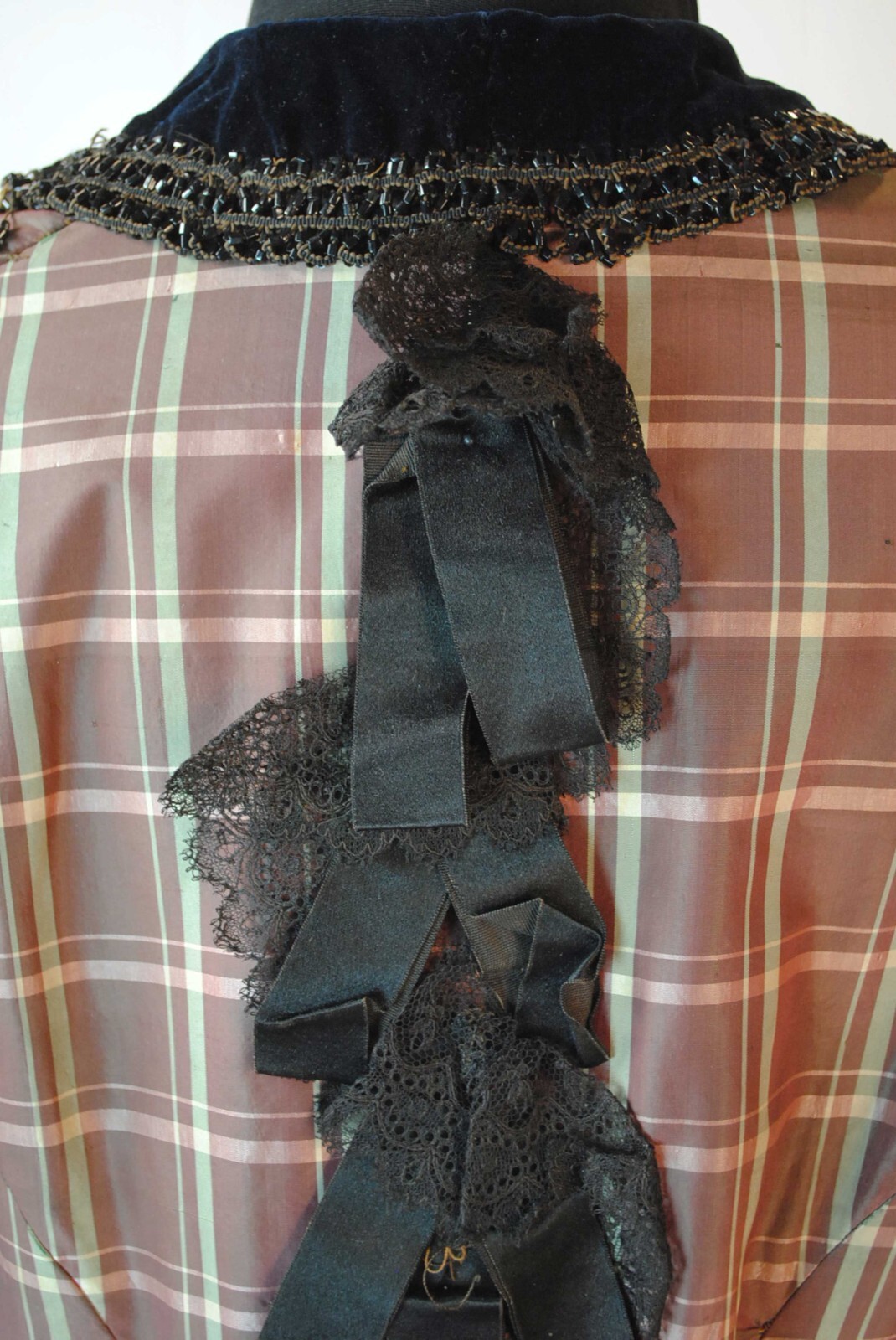 1850 CHECKED PLAID SILK TAFFETA DAY DRESS, HOUSE DRESS