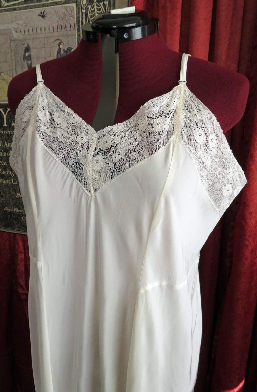 1940s 1950s White Rayon and Lace Volup Plus Size Slip Colony Club Bur-Mil Fabric